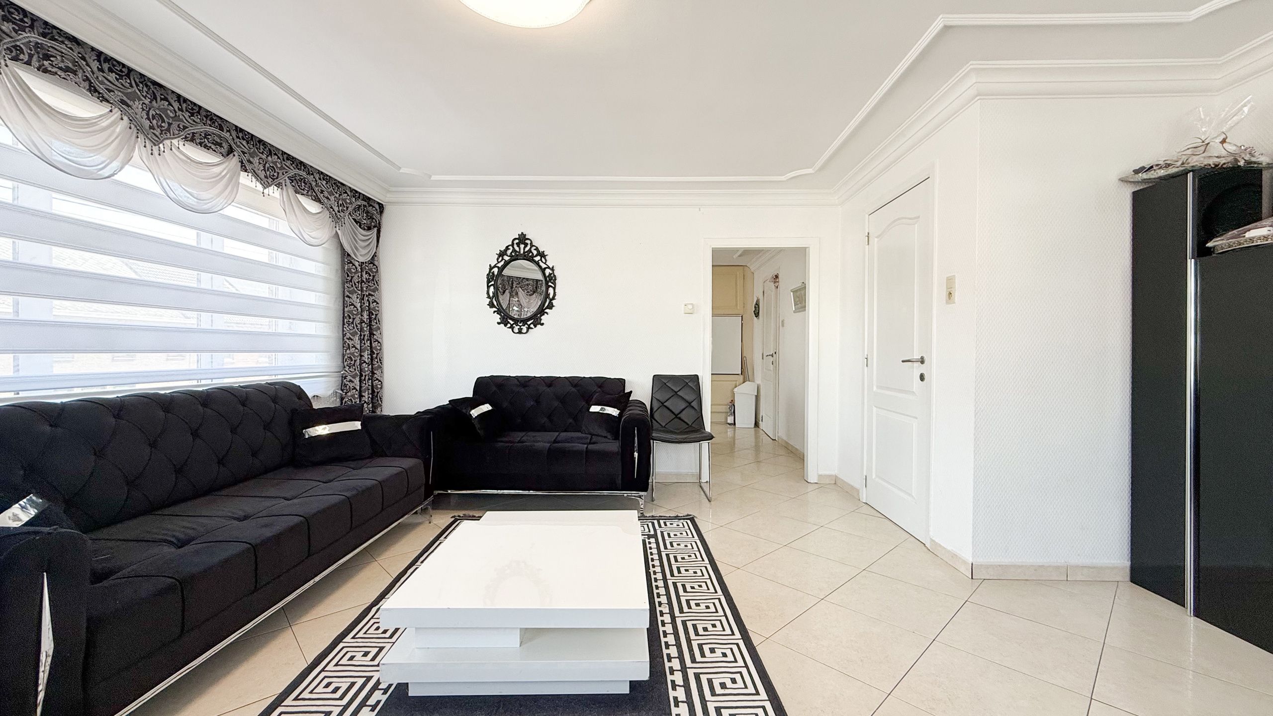 Lichtrijk appartement met 3 slpks, tuin én staanplaats! foto 3
