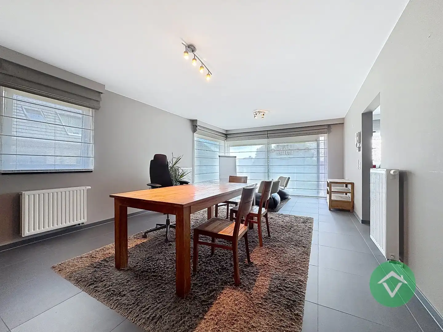 Instapklaar appartement met 2 slaapkamers te Wijnendale foto 5