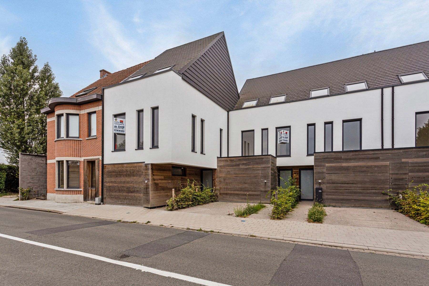 Ruime nieuwbouwwoning met 4 slaapkamers ! foto {{pictureIndex}}