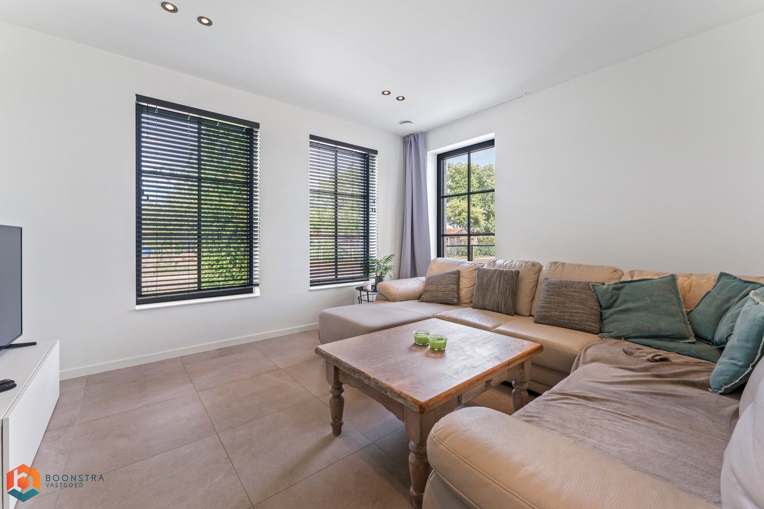 Instapklare woning met 5 slpkrs en tuin te Itegem foto 5