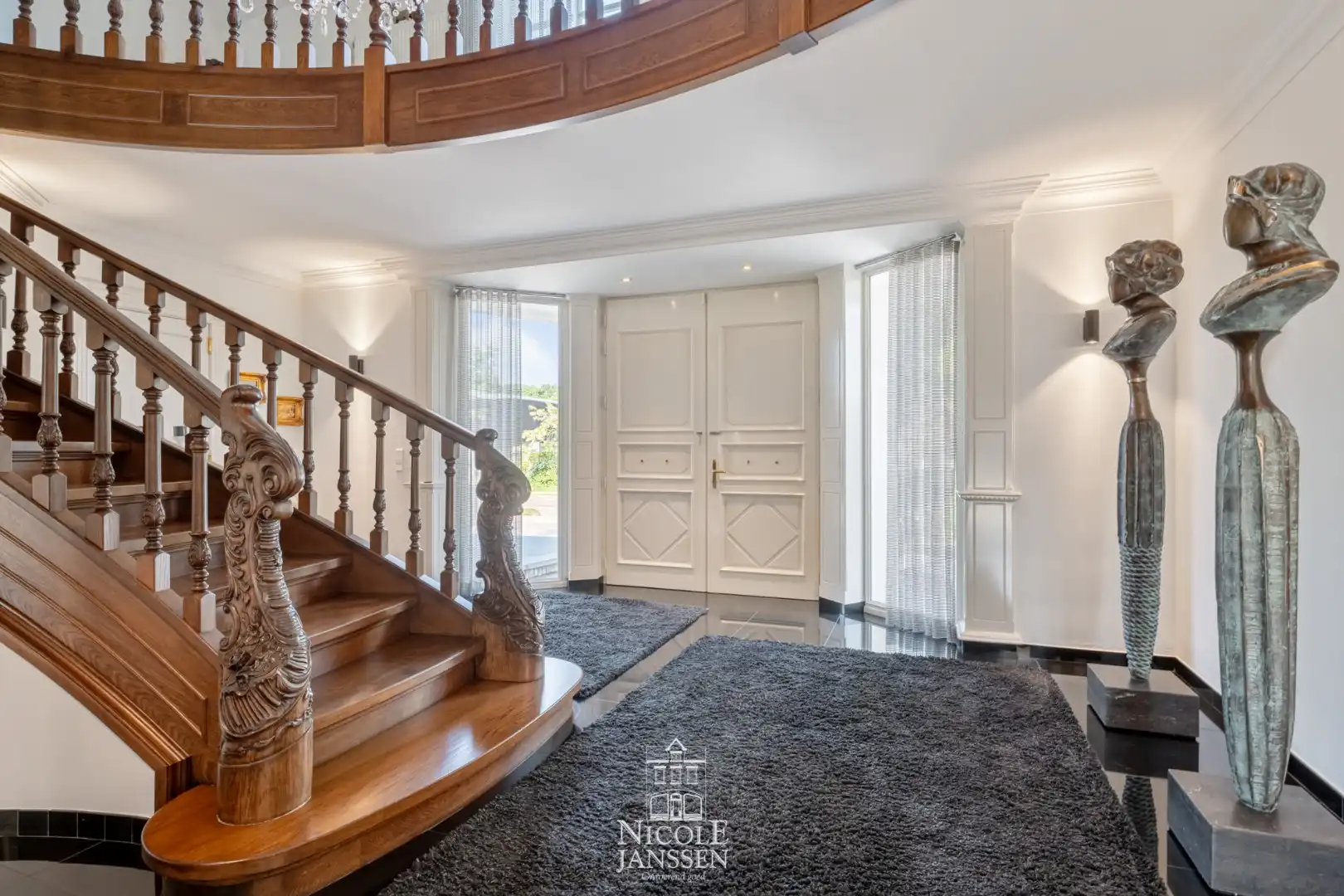 Karaktervolle luxueuze villa  foto 4