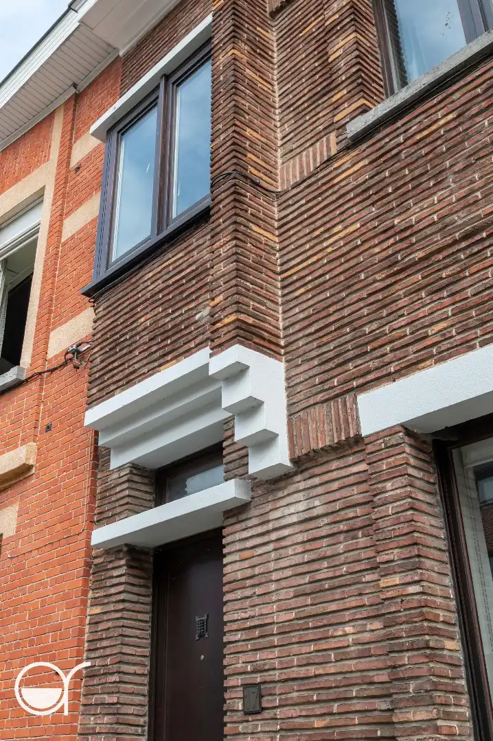 Statige woning met grote tuin vlakbij station Gent-Sint-Pieters foto 2