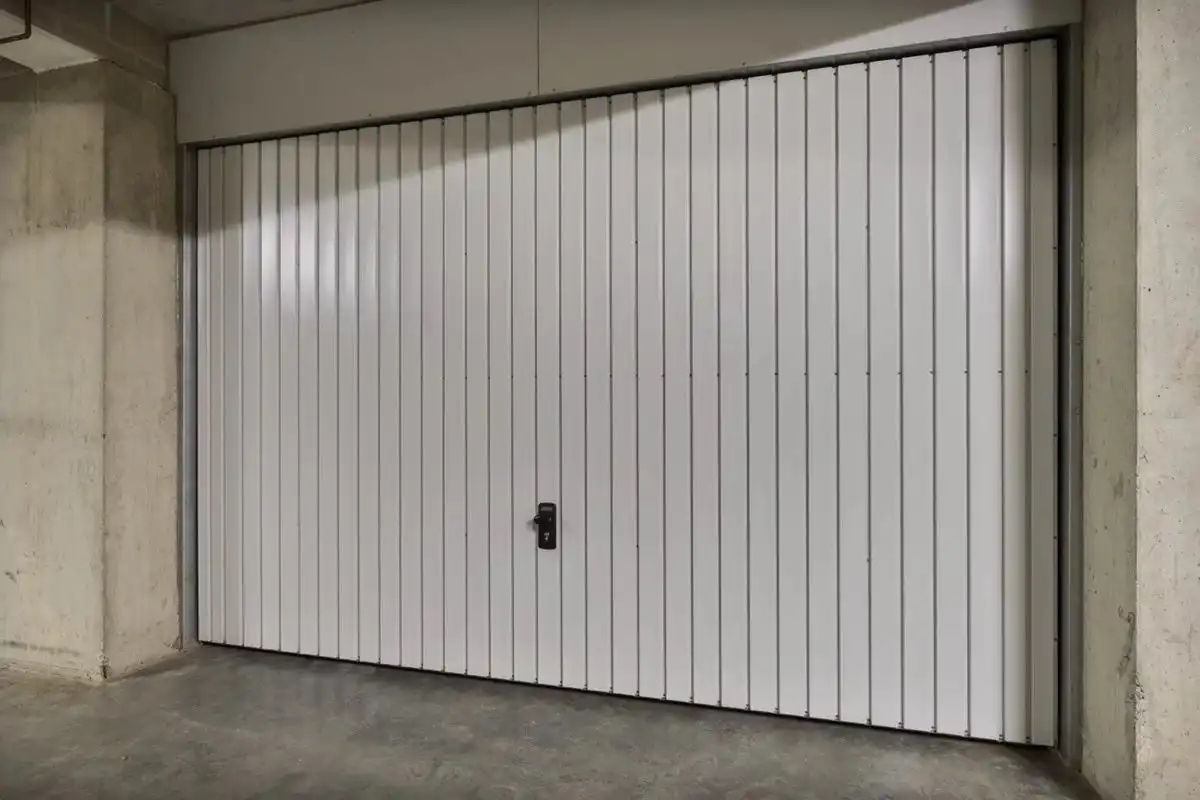 LICHTRIJK APPARTEMENT VAN 92M²  MET TWEE SLPK'S EN UNIEK TERRAS VAN 27M² IN KESSELT foto 18