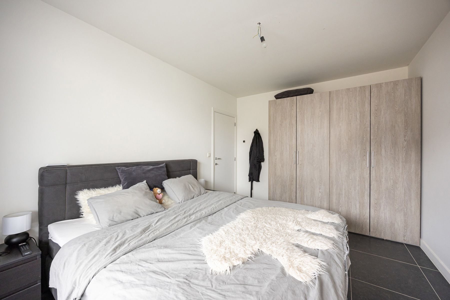 Recent en energiezuinig appartement met 2 slaapkamers in het centrum van Merksplas.  foto 11