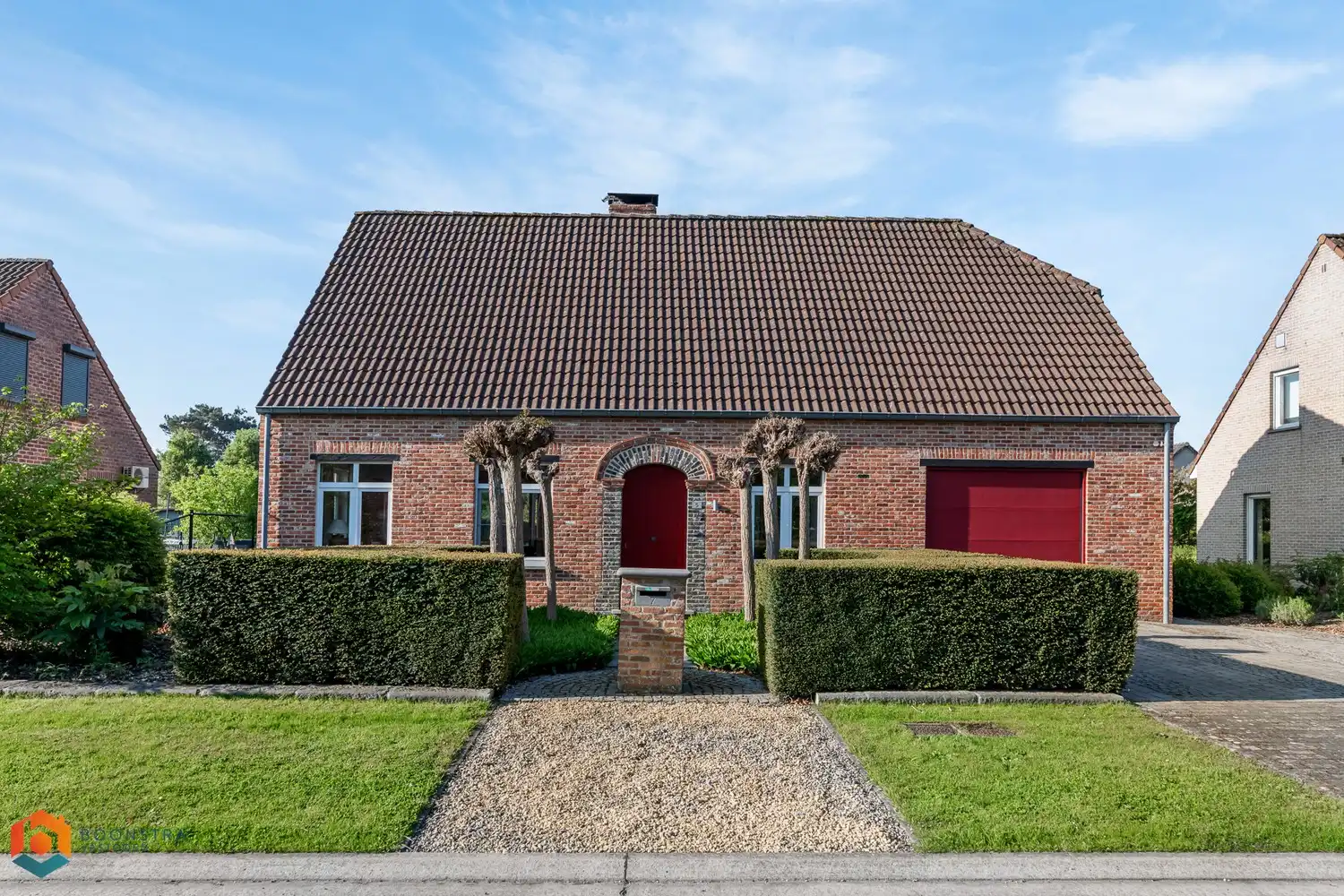 Instapklare woning (EPC B) met 3 slpkrs, garage en tuin te Hulshout foto {{pictureIndex}}