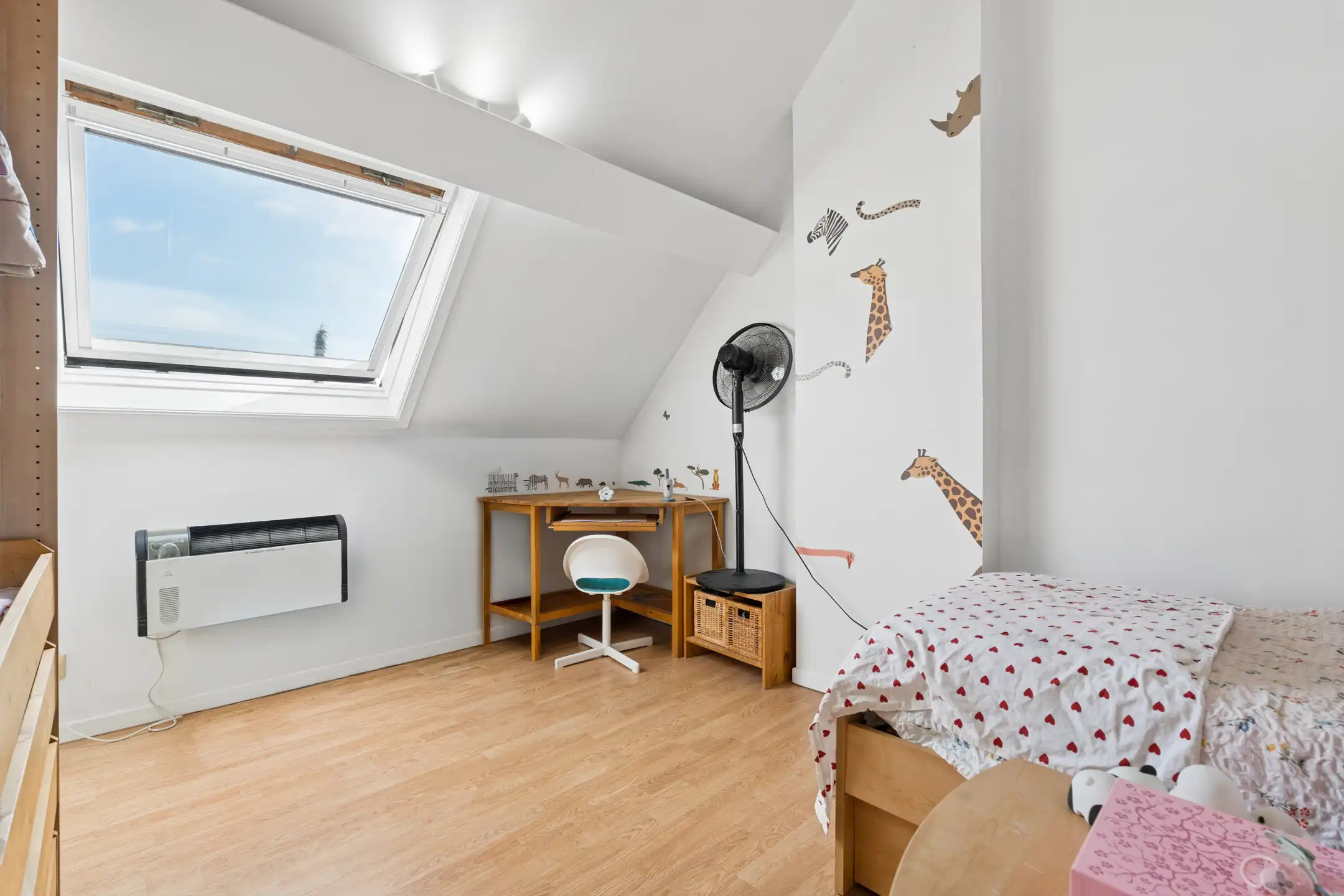 Gezinswoning met 4 slaapkamers en aanpalend magazijn foto 20