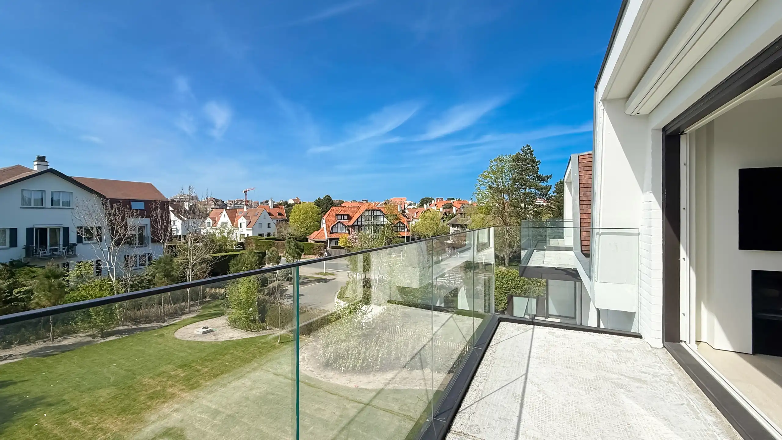 Bijzonder verfijnd duplexappartement, gelegen in het Zoute foto 2