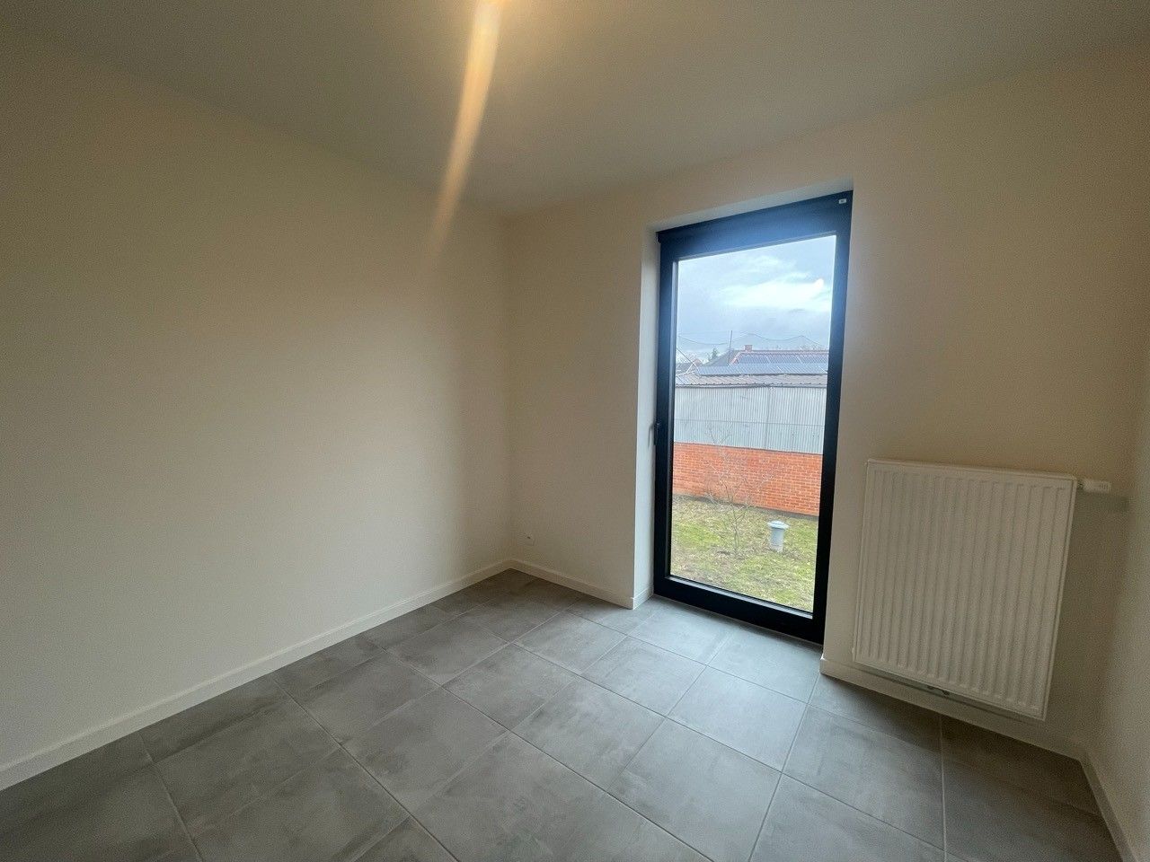 Nieuwbouw appartement met twee slaapkamers, terras, berging en staanplaats foto 25