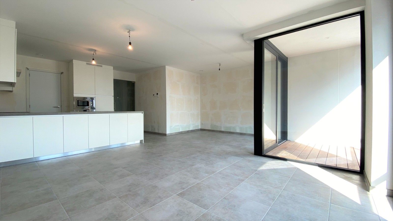 Centraal gelegen, instapklaar appartement met 2 slaapkamers foto 6