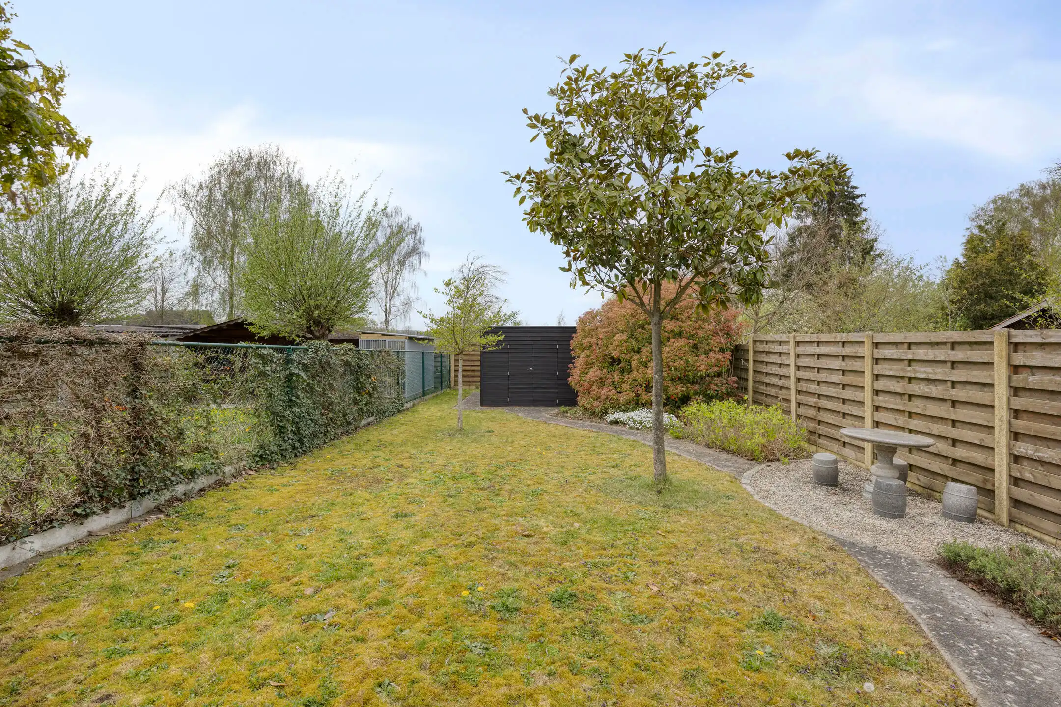 Moderne halfopenbebouwing op een rustige centrale locatie foto 20