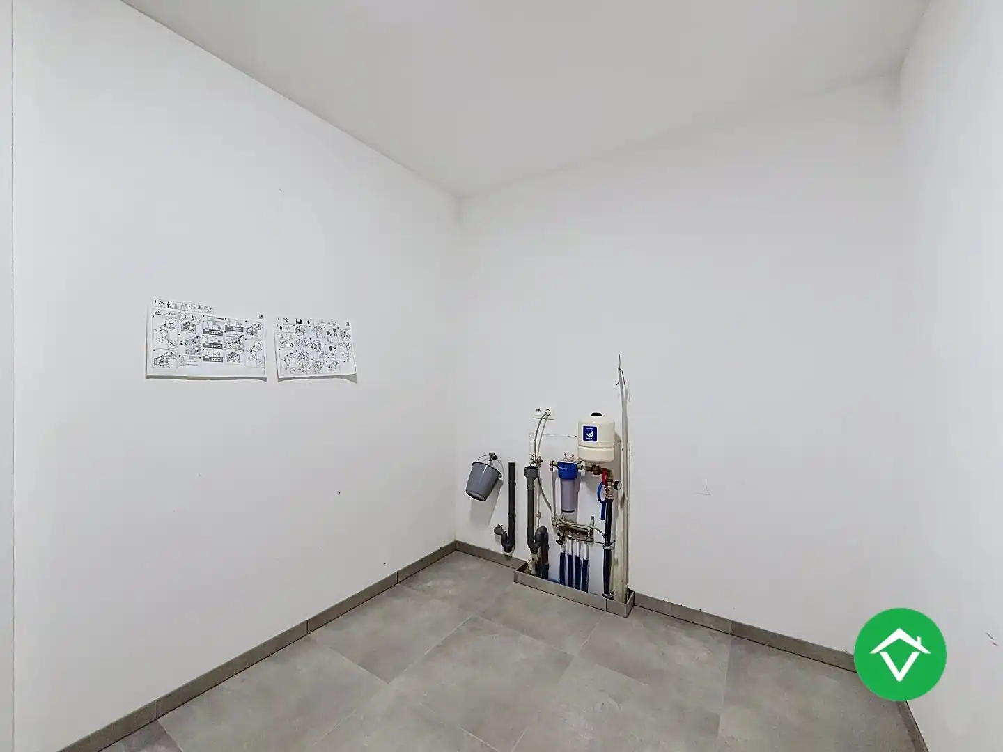 Centraal gelegen nieuwbouwwoning met 3 slaapkamers, tuin en overdekte autostaanplaats foto 12