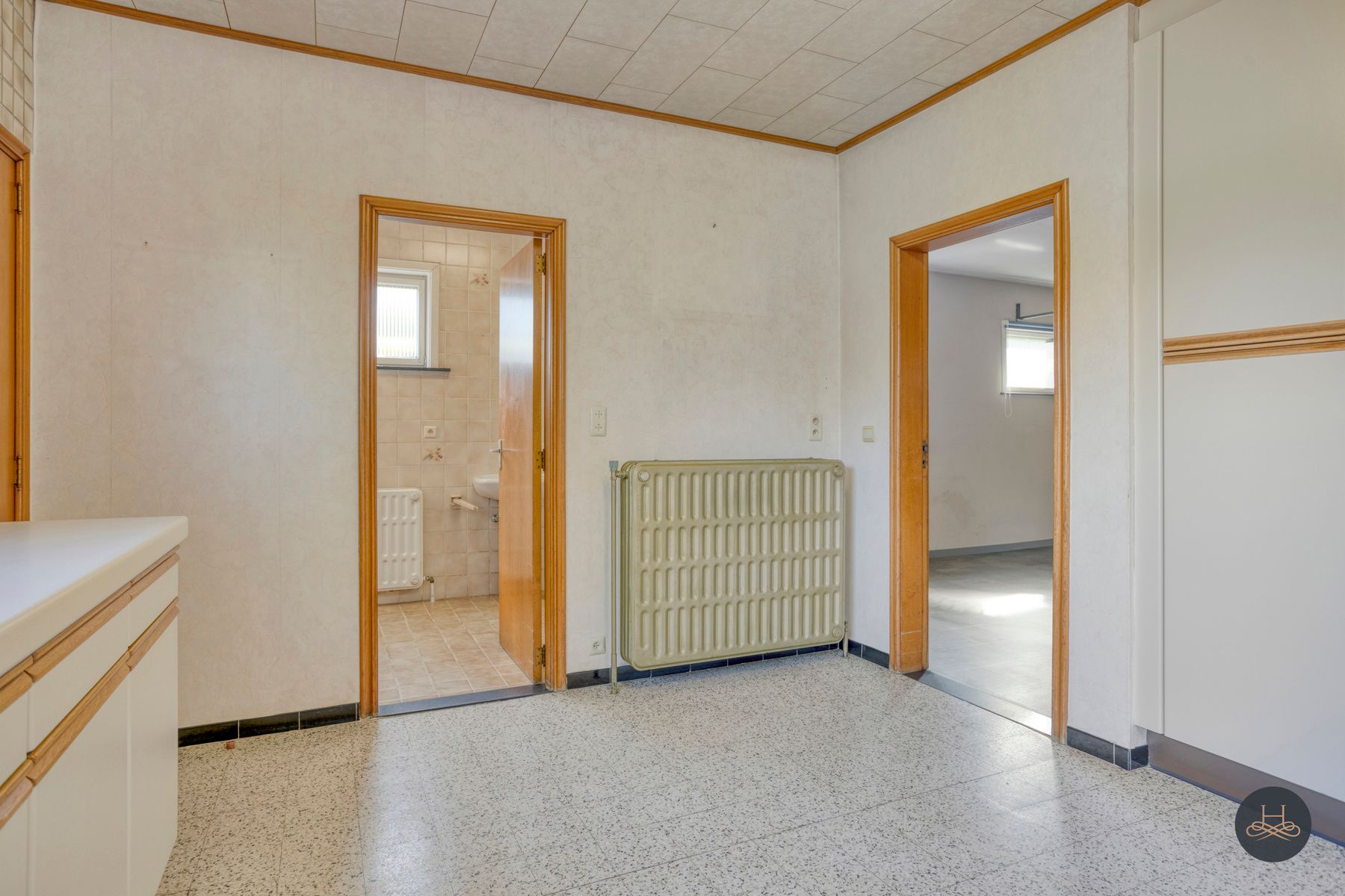 Charmant ruime renovatiewoning gelegen op een enorm perceel foto 14