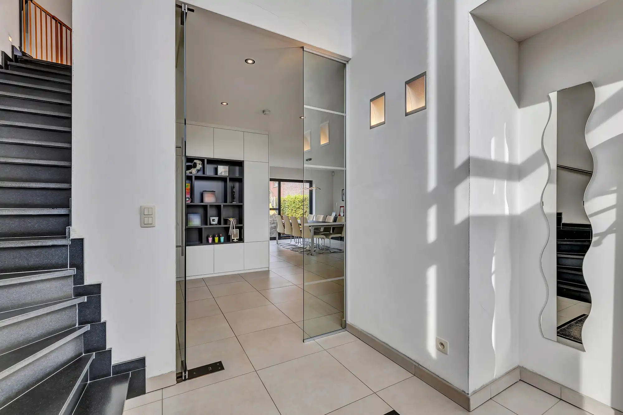 Landelijk gelegen villa met 4 slaapkamers te Pajottegem foto 2