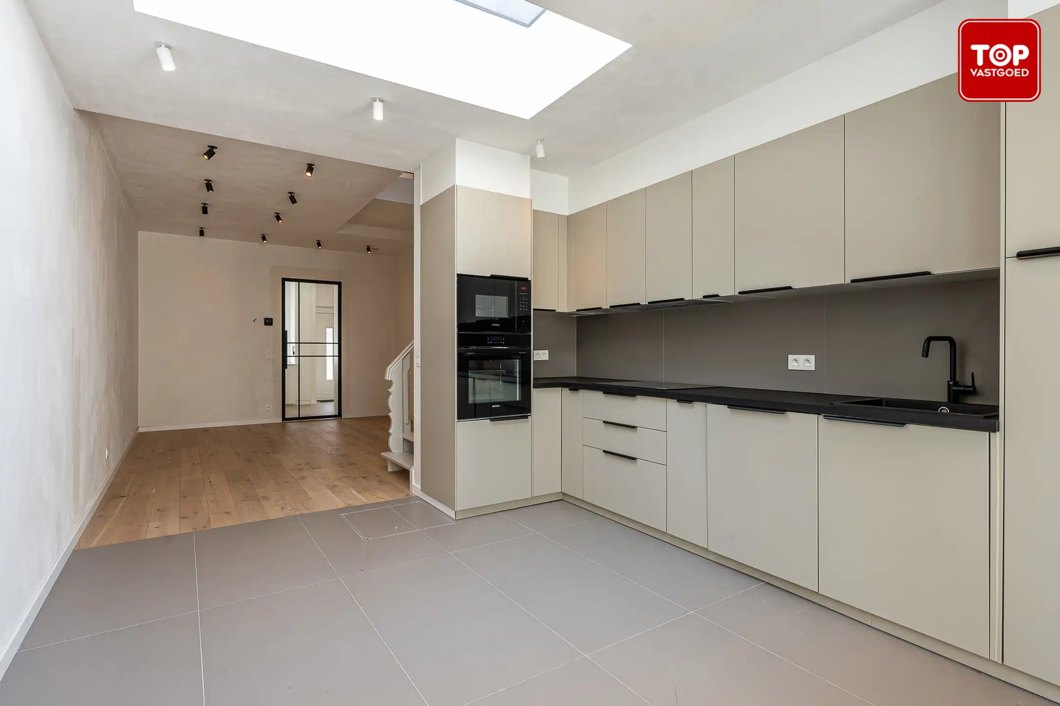 Totaal gerenoveerde woning (EPC A+) met 3 slaapkamers en tuin.  foto 11