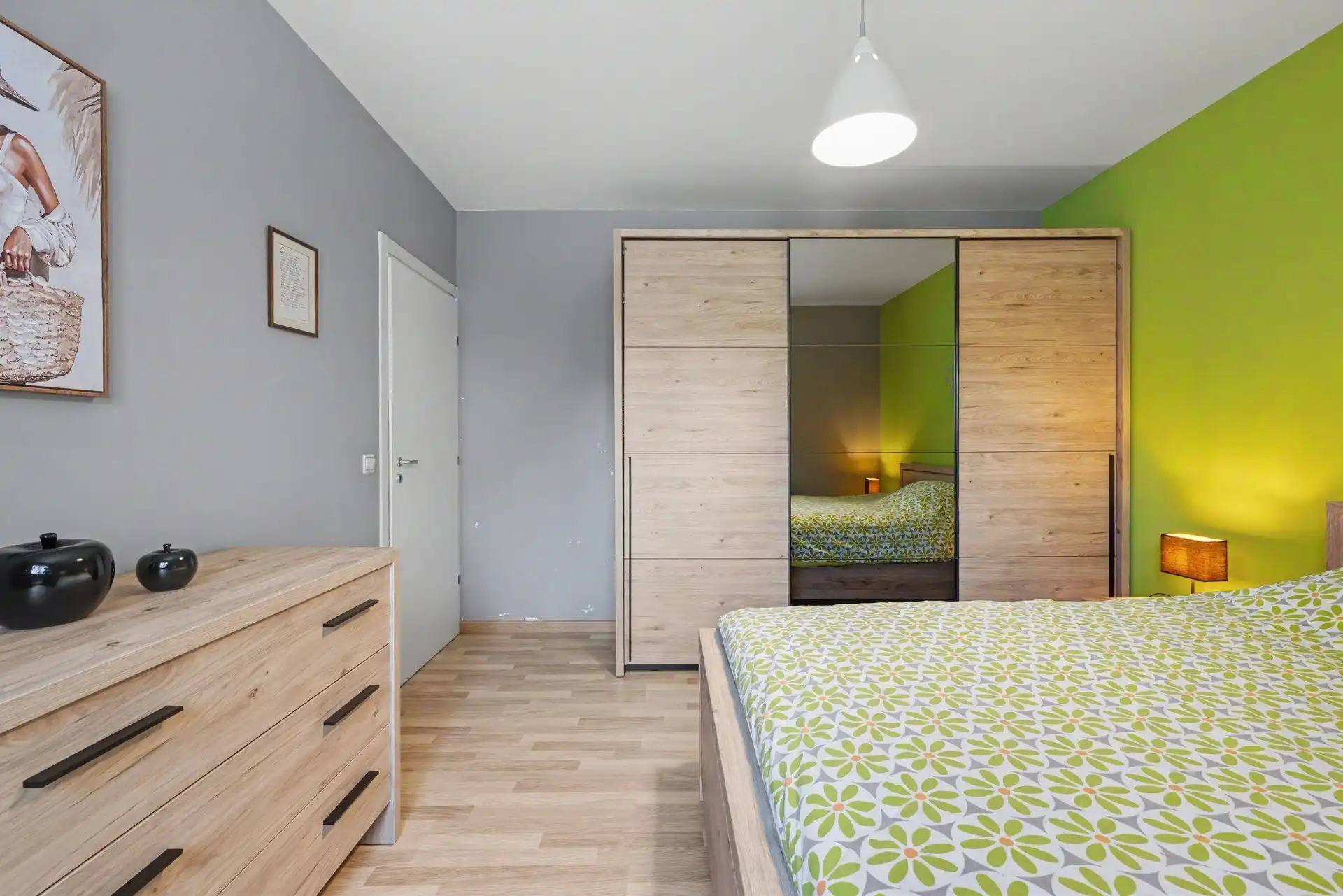 Instapklaar gelijkvloers appartement met twee slaapkamers en autostaanplaats (96 m2) foto 8