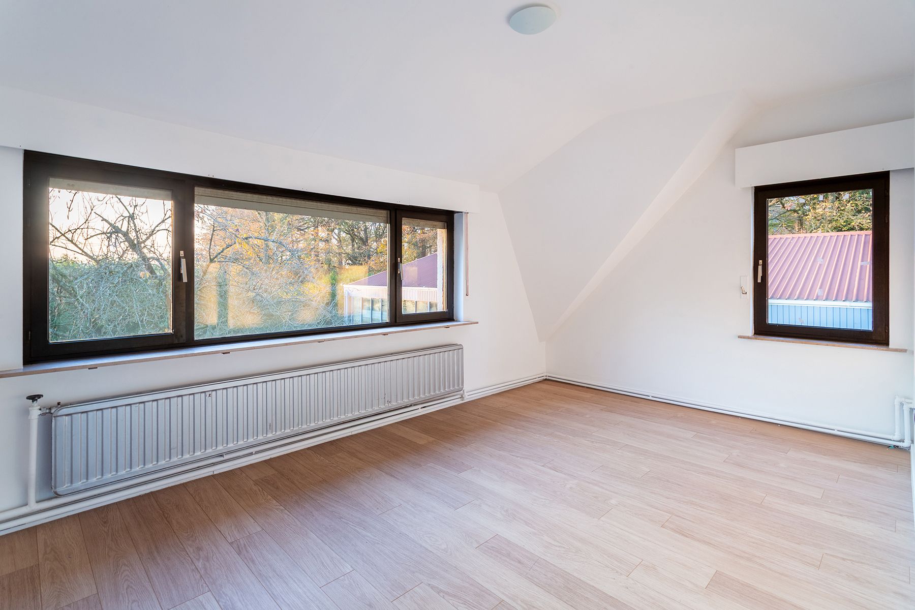 Edegem - Villa met 4 slpkamers + garage + ruim magazijn 500² foto 21