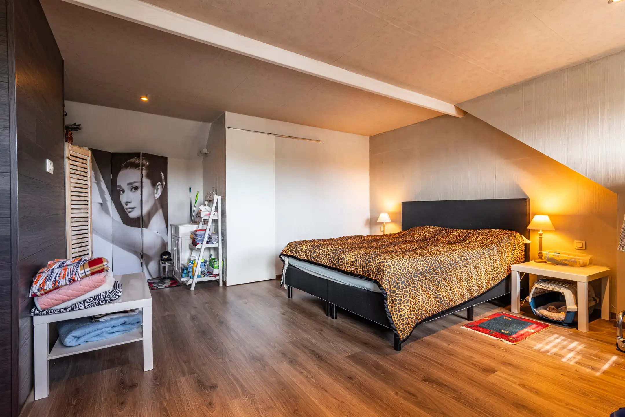 Ruime karakter woning van 220m² op 320m² grond. foto 14