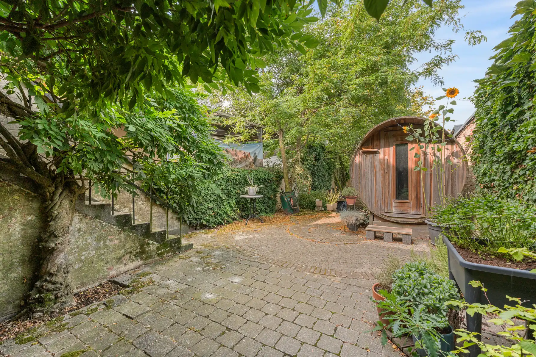  Instapklare woning,: garage,3 slaapkamers,tuin en terrassen foto 3