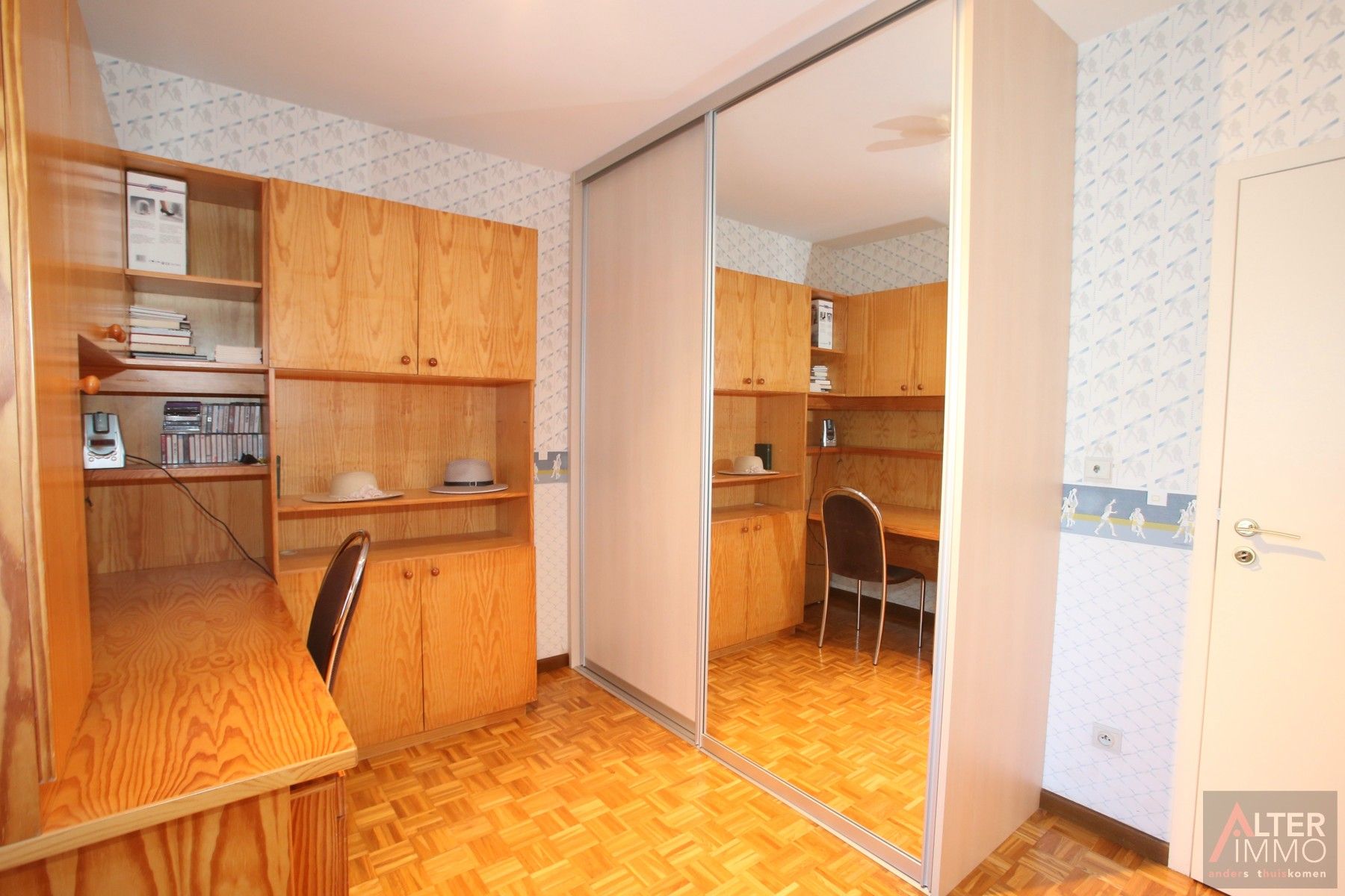 Uitzonderlijke woning op een uitstekende locatie. Top onderhouden,  4/5 slaapkamers op een extra breed (41,5m) perceel van ca. 20 are vlakbij Zolder centrum - prachtige tuin! foto 25