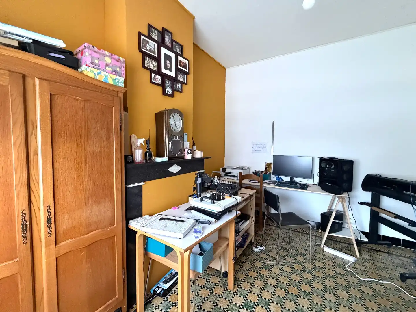 Instapklare rijwoning in het hart van Harelbeke met uitweg voor fietsen foto 3