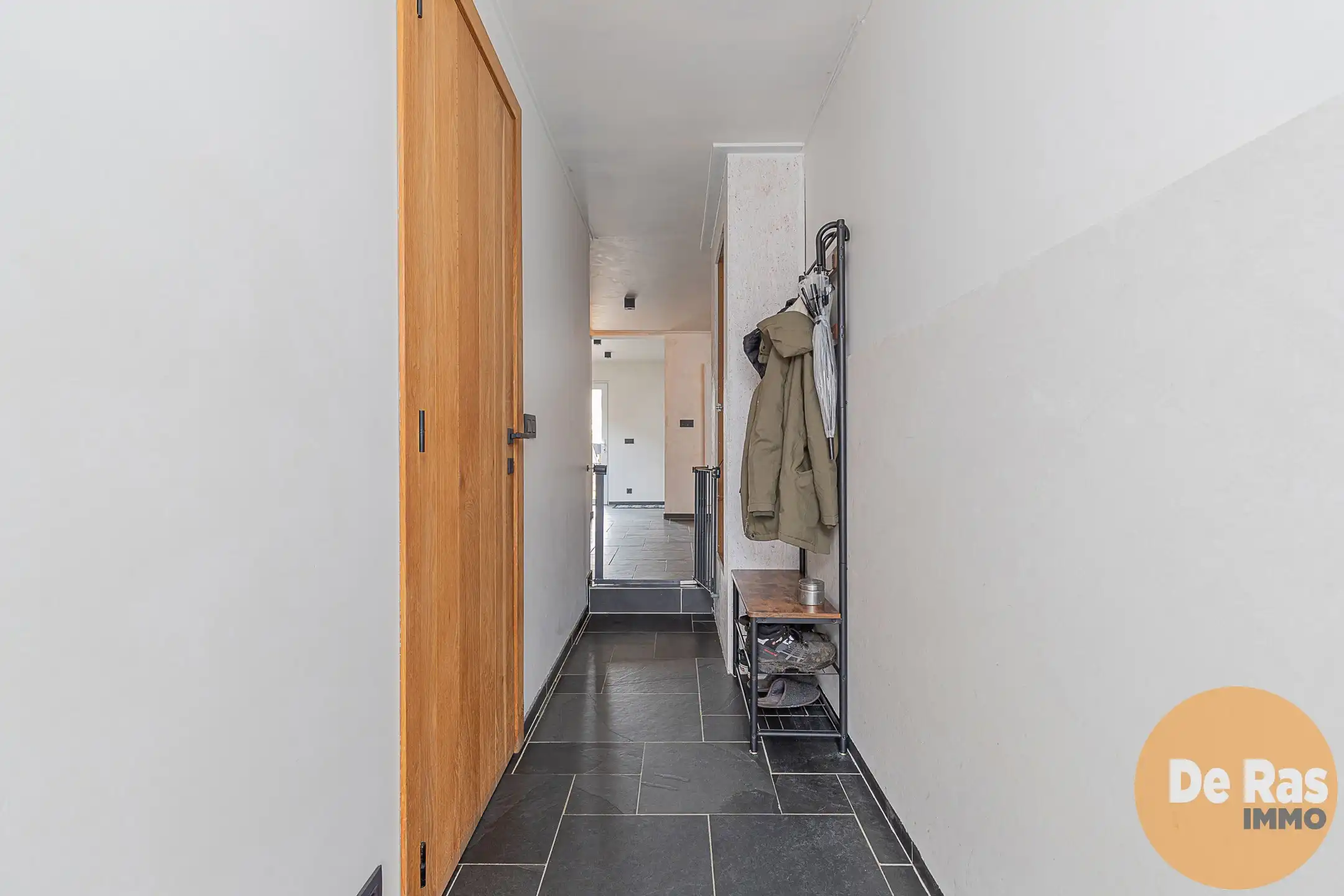 HAALTERT - woning met 3 slpk en leuke tuin! foto 9