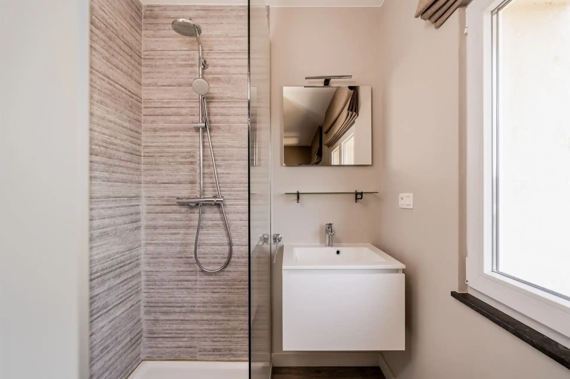 Duplex app met groot terras foto 16