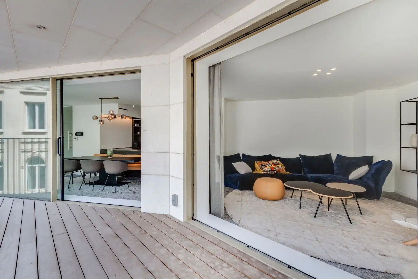 Gemeubeld en luxueus appartement  met parking te Kouterdreef  foto 13