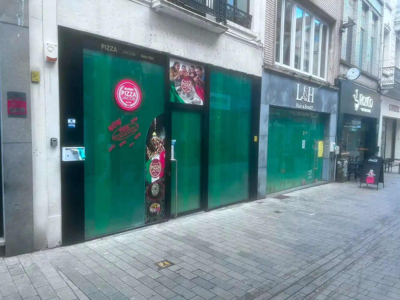 HANDELSPAND TE HUUR – TOPLOCATIE OP DE BRUUL IN MECHELEN foto 4