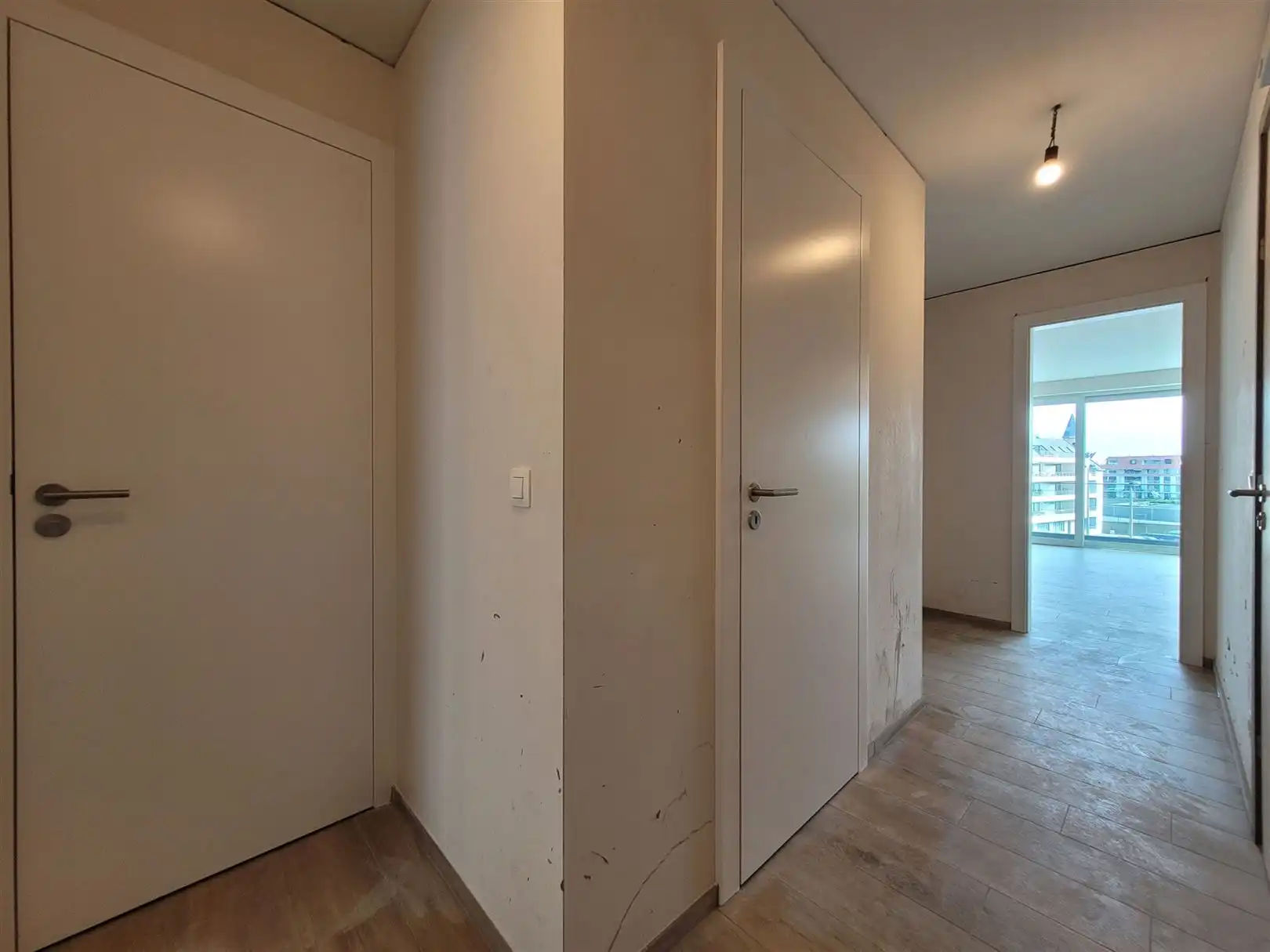 Ongemeubeld nieuwbouwappartement met 2 slaapkamers foto 18