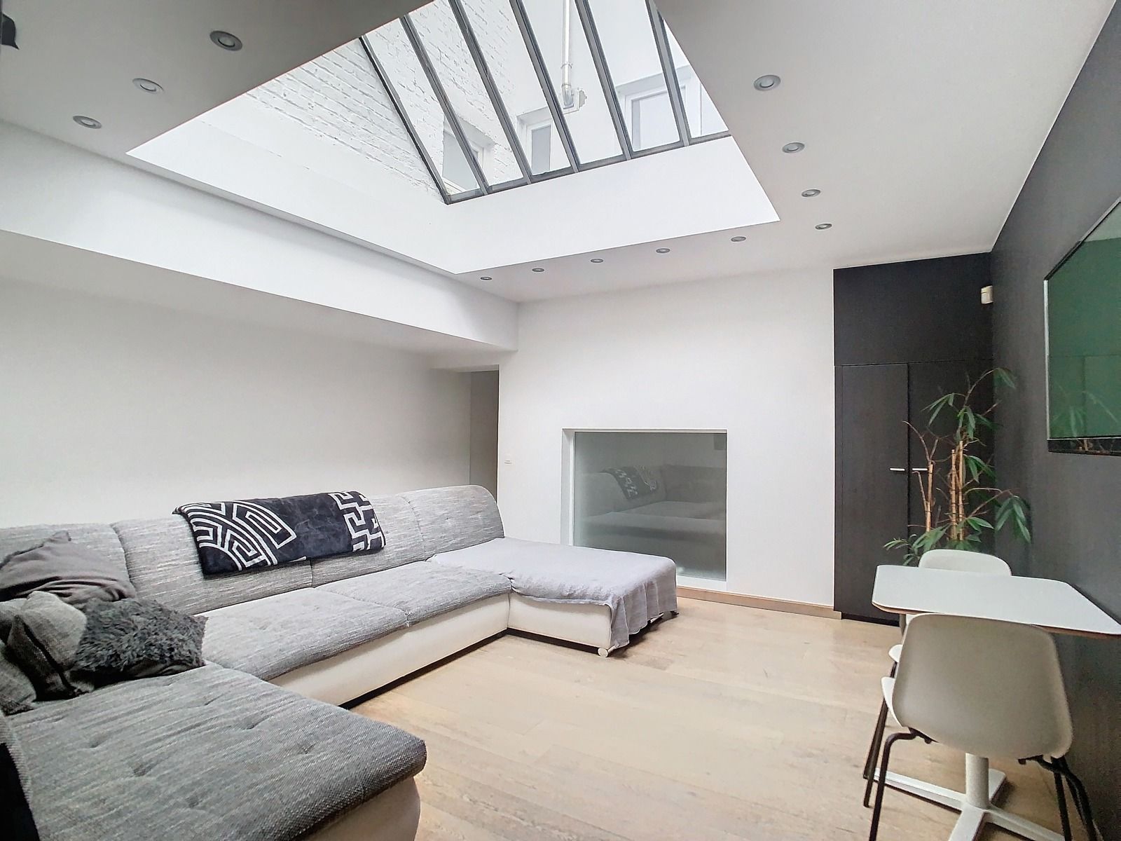 Unieke woning in het Hart van de Stad! foto {{pictureIndex}}