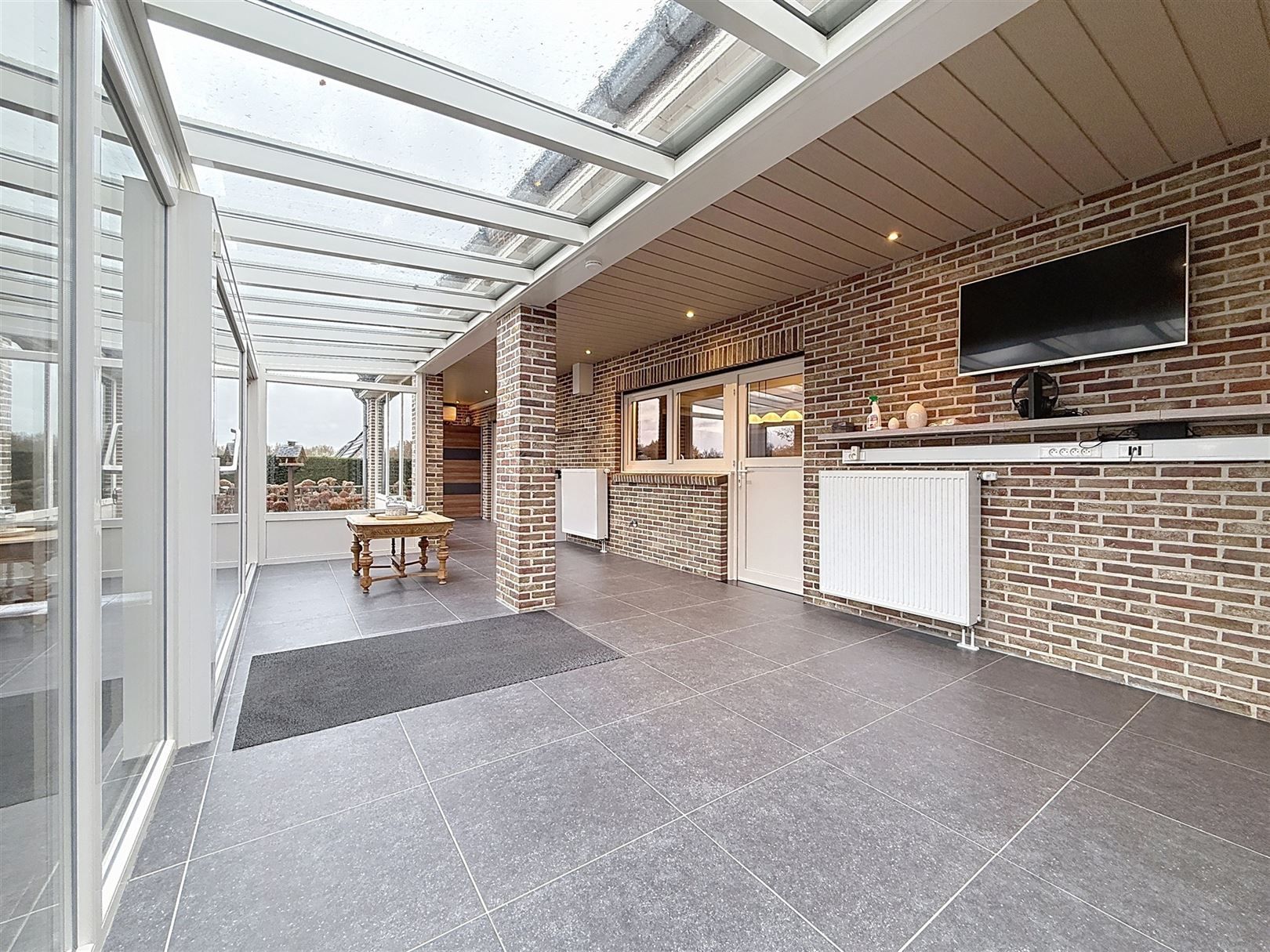 Ruime open bebouwing met 4 slpks, veranda, tuin, garage, 8a  foto 14