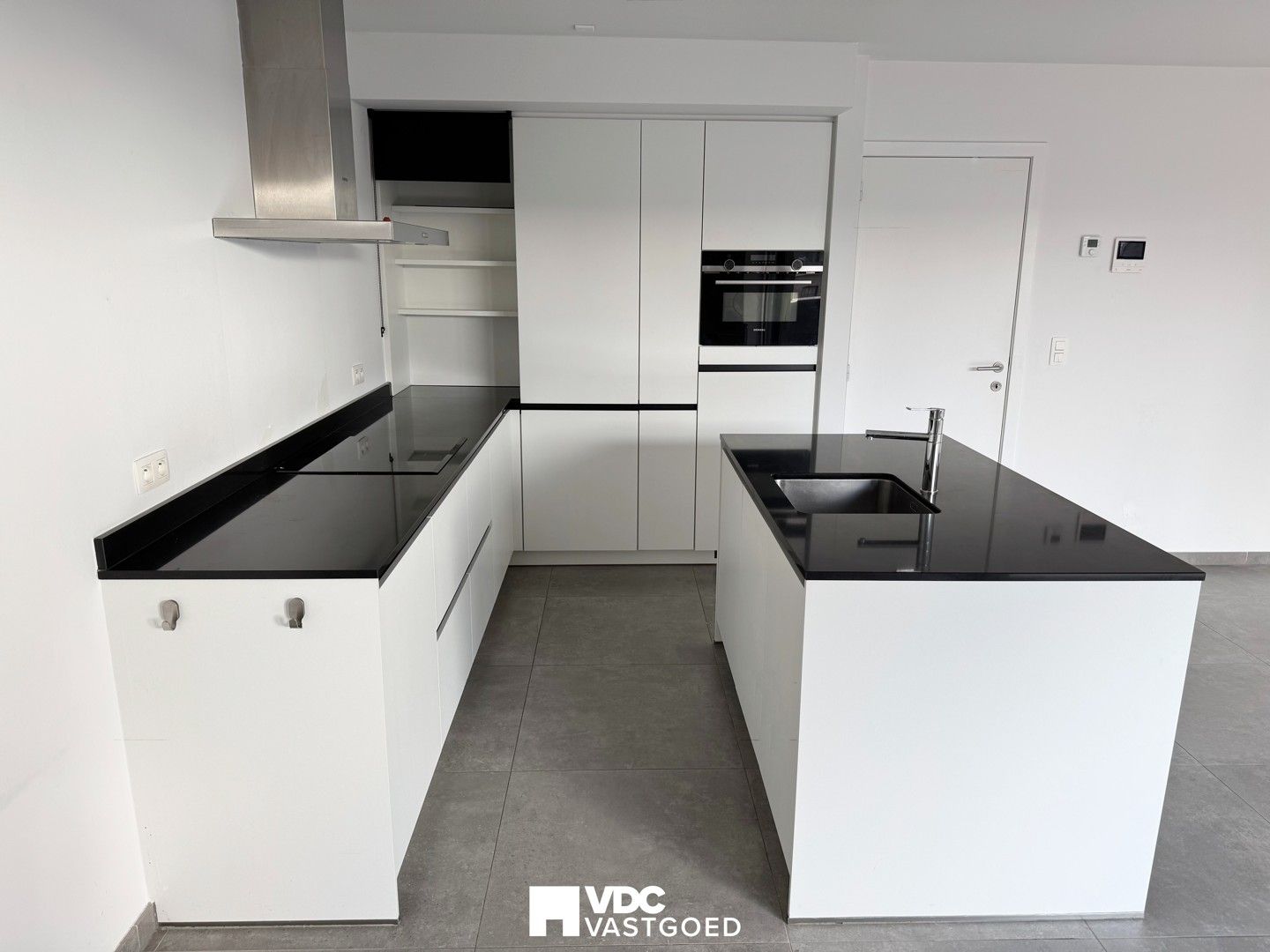 Ruim en modern duplex-appartement met 3 slaapkamers en garage foto 3