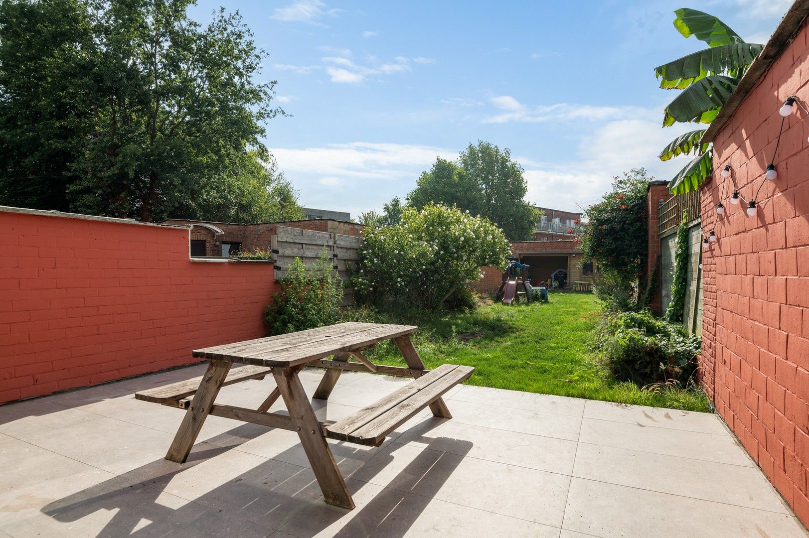 Energiezuinige woning met 4 slpk, inpandige garage en tuin foto 9