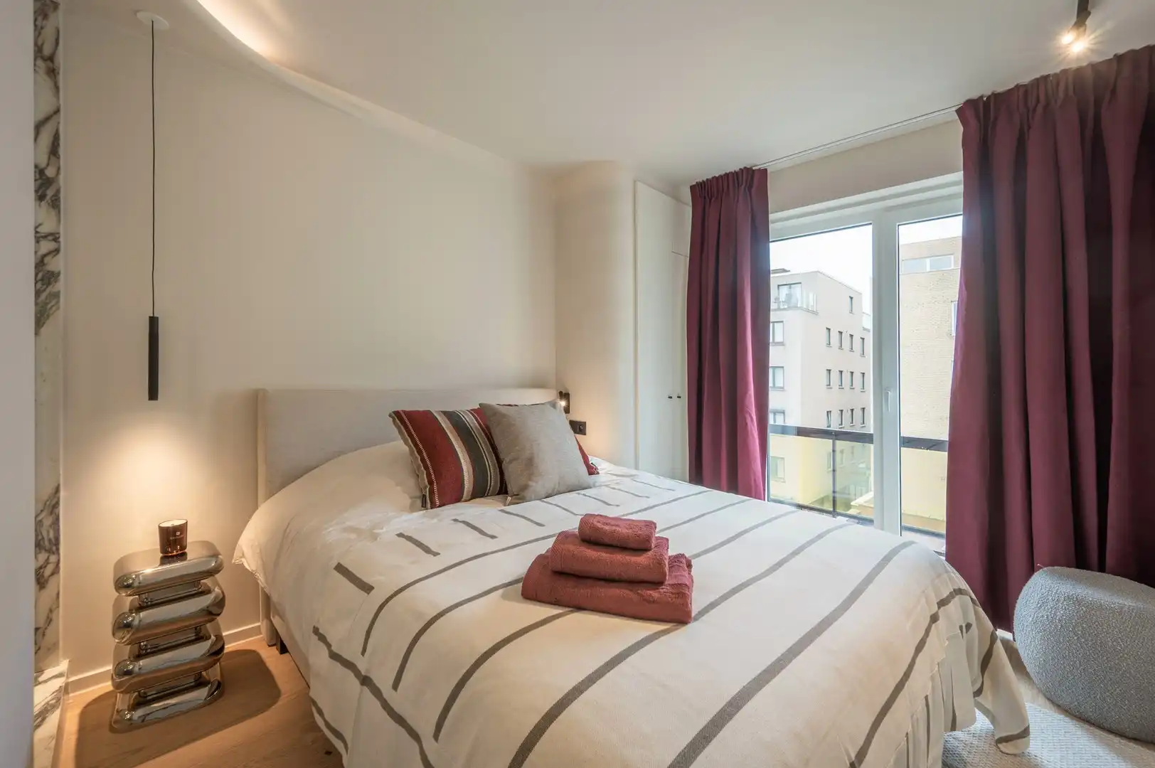 Prachtig gerenoveerd appartement nabij het centrum en de zee met open zichten. foto 19