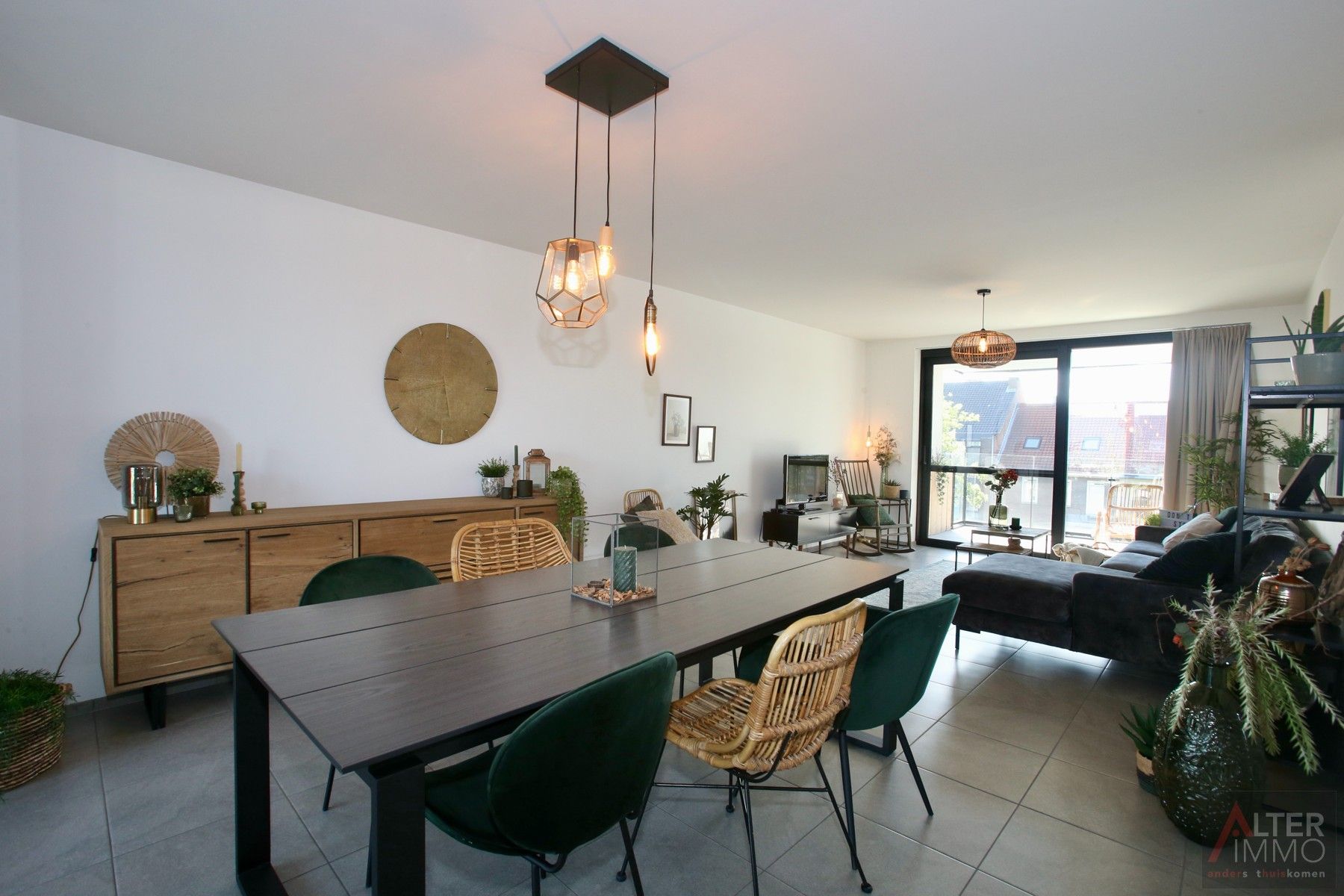 Recent en instapklaar appartement (104m2 NBO) met 2 slaapkamers en 2 terrassen in "Residentie Stadspoort" op een boogscheut van Hasselt centrum. foto {{pictureIndex}}