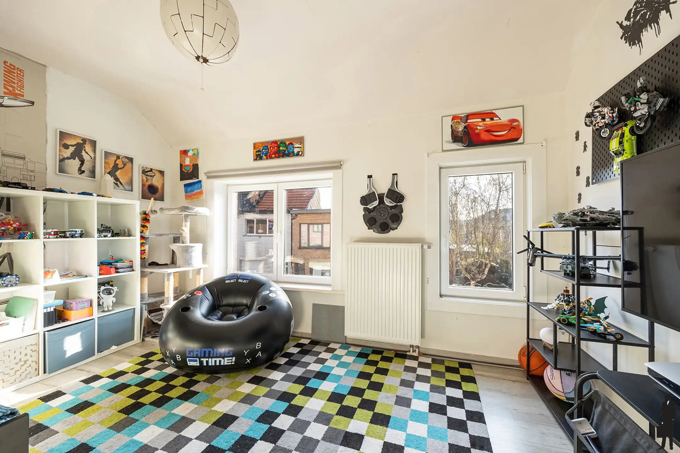 Instapklare woning met 3 slpk &  tuin met achteruitweg foto 6