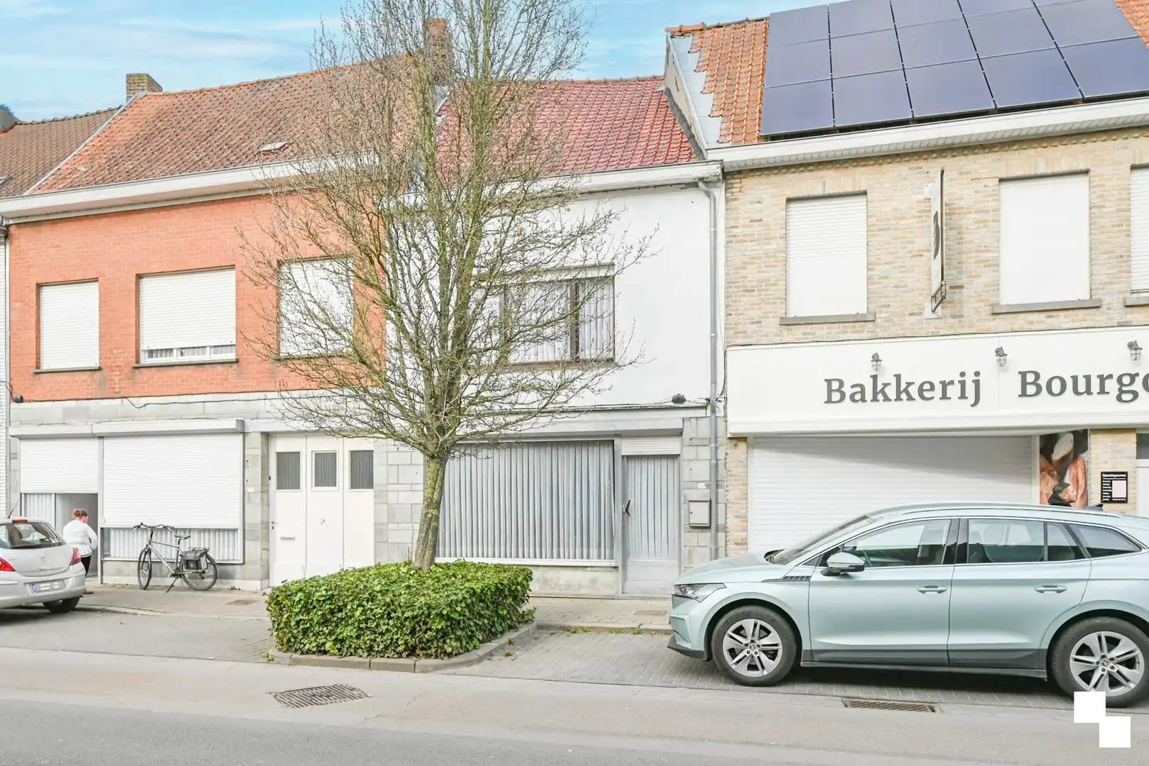 Hoofdfoto van de publicatie: Centraal gelegen woonst met drie slaapkamers te Izegem