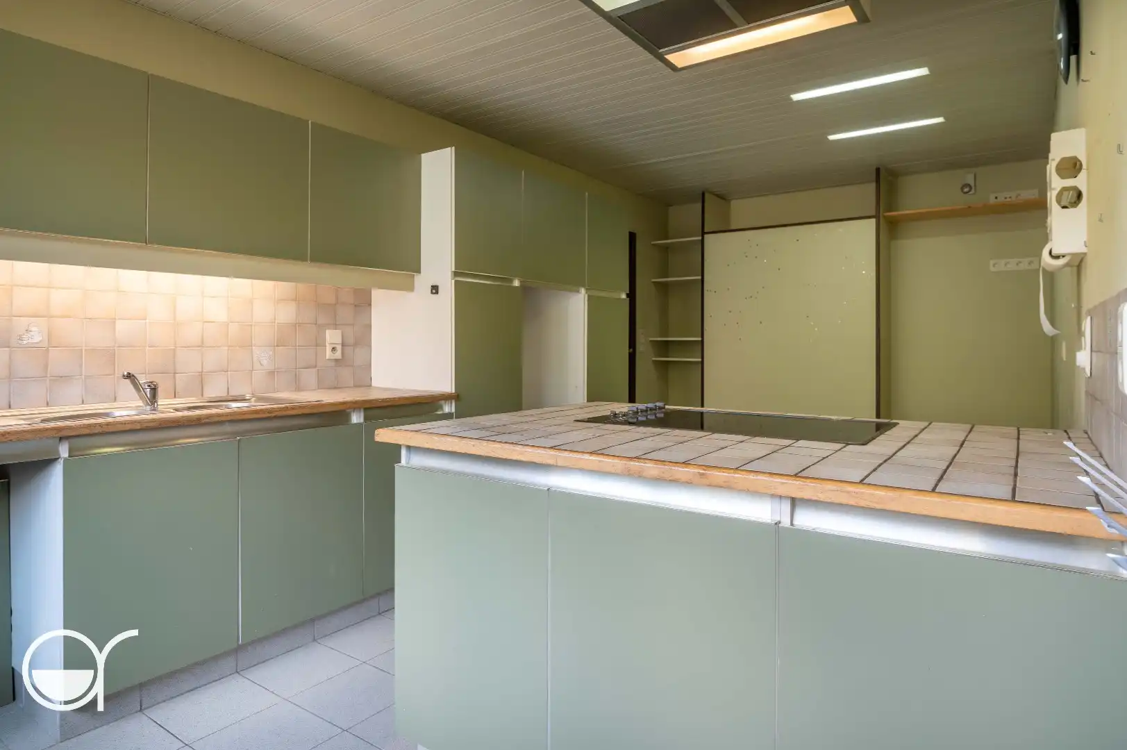 Villa met 4 slaapkamers en een zonnige tuin gelegen in een rustige buurt in Aalter foto 17