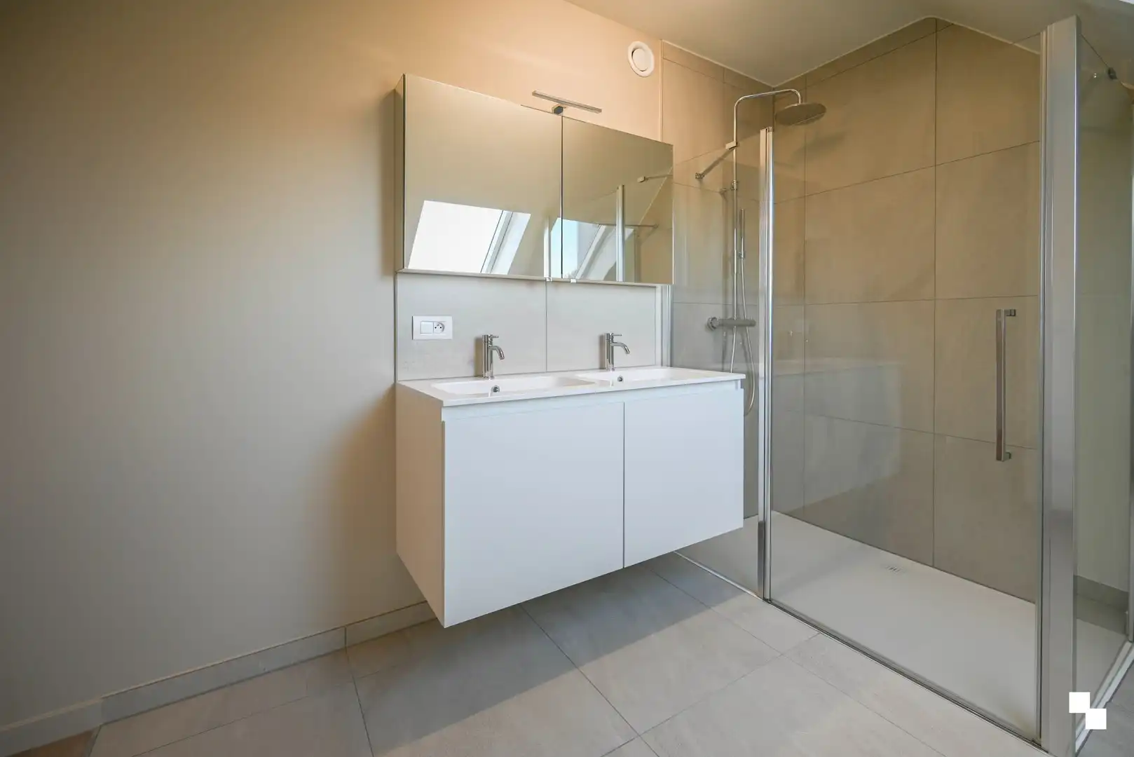 Nieuwbouwappartement in het centrum van Wielsbeke foto 13