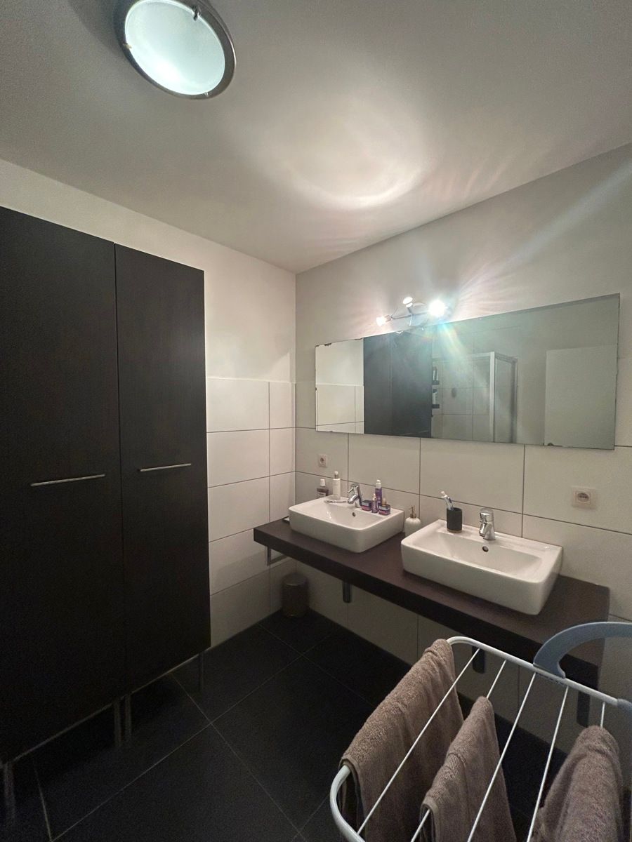 Appartement te huur foto 9