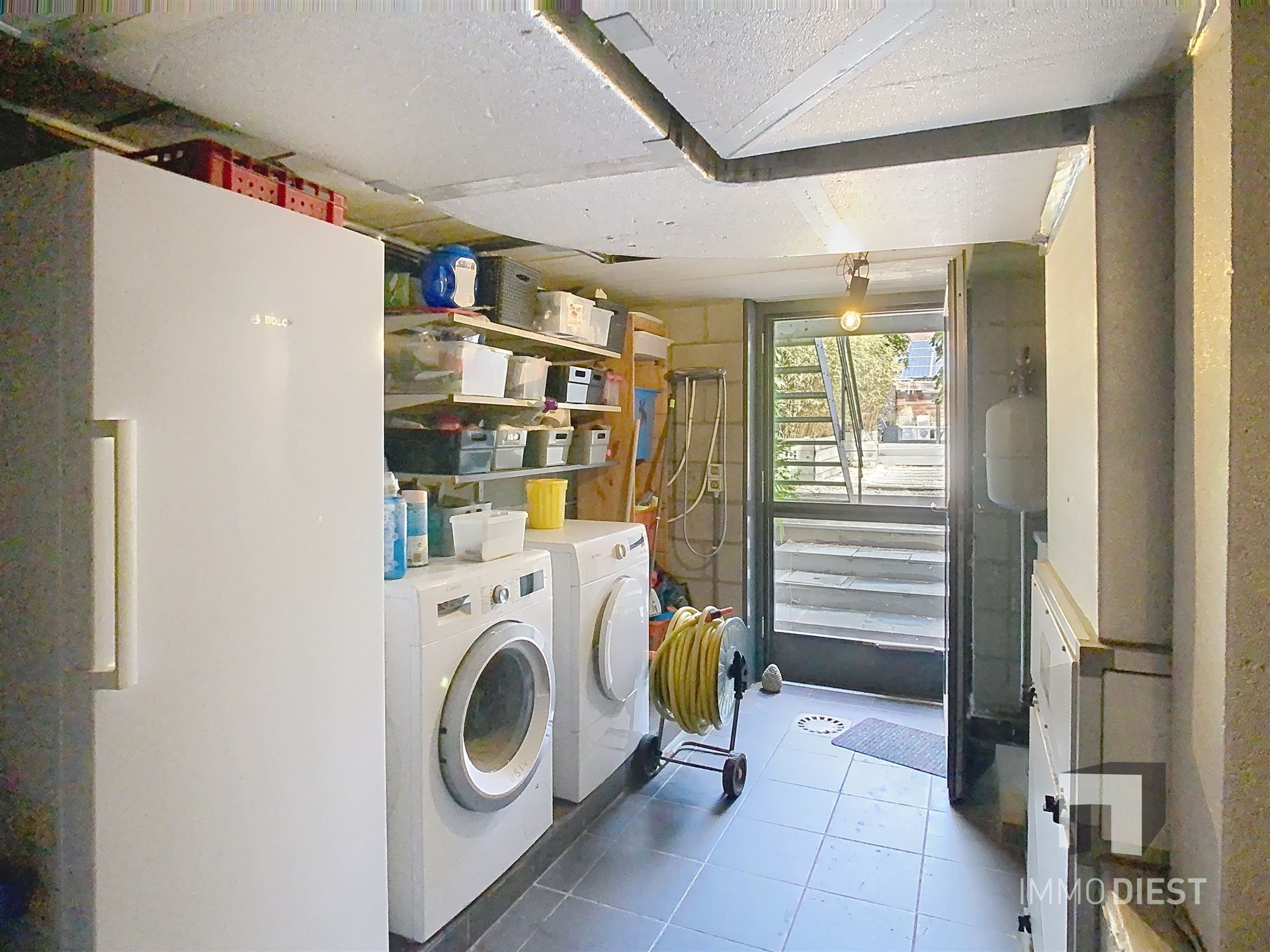 Hippe splitlevel met 3 slaapkamers in hartje Zichem. foto 27