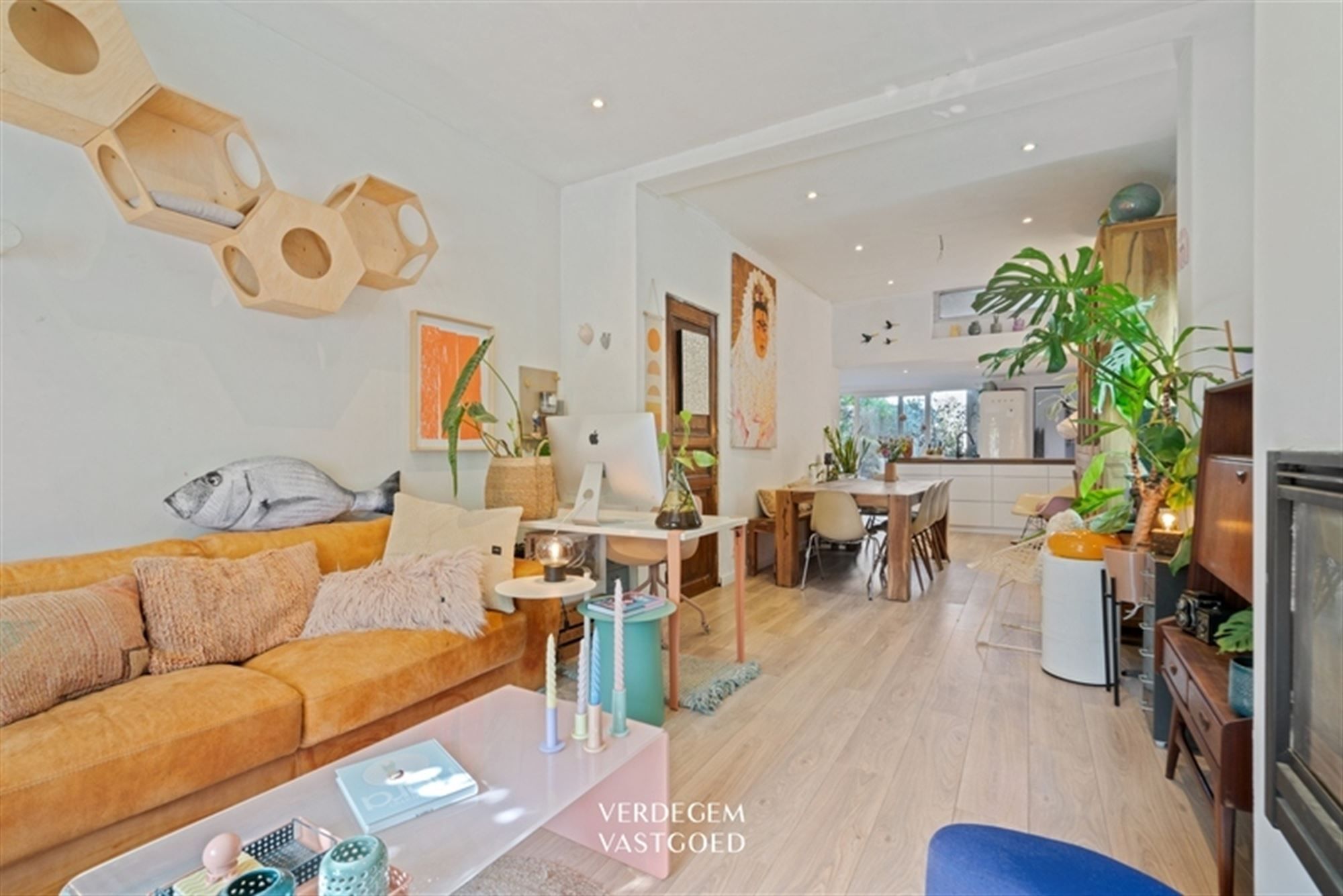 Woning met heerlijke vibe, 3 slaapkamers en stadstuintje foto 3
