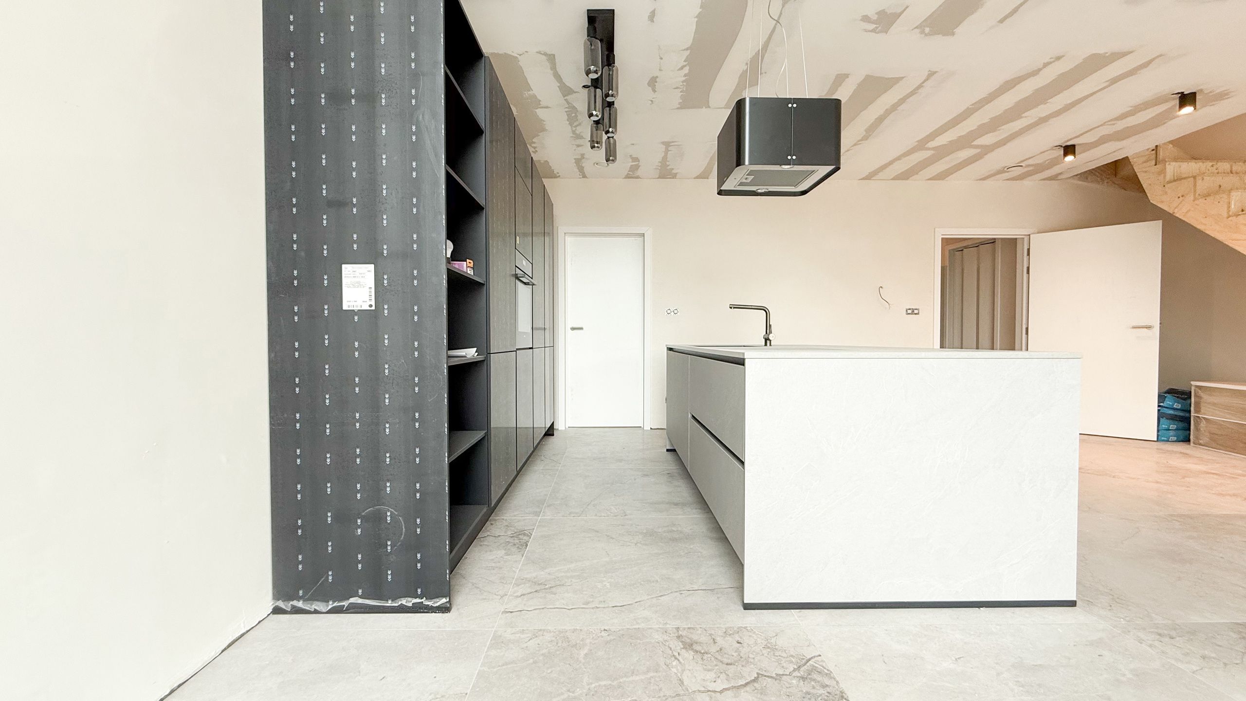 Goed gelegen recente nieuwbouwwoning met 3 slpkm en tuin! foto 9