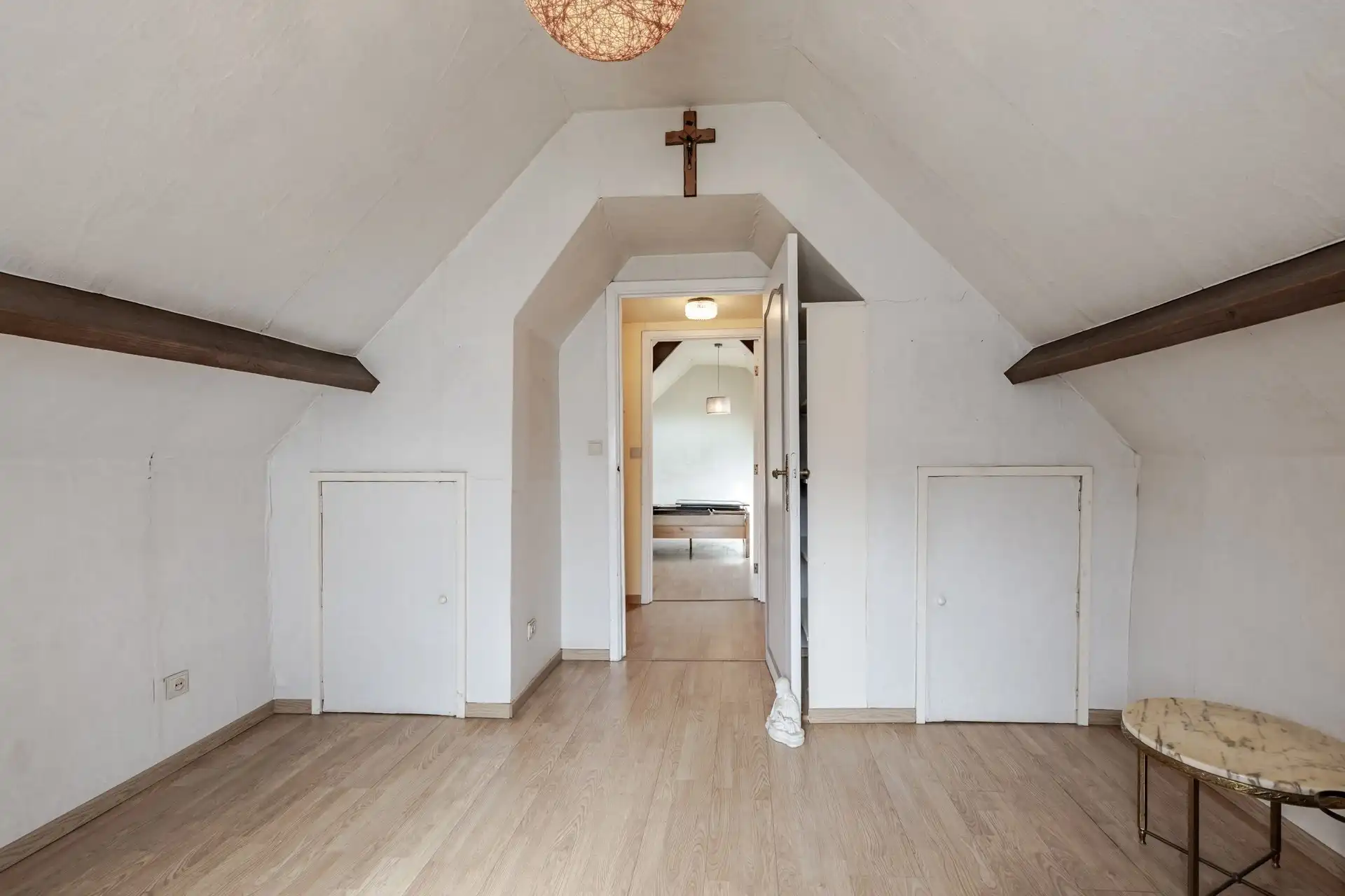 Te renoveren woning op toplocatie! foto 22