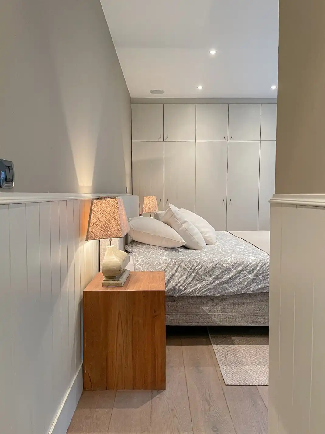 Aangenaam, perfect onderhouden appartement met een ruim terras. foto 16