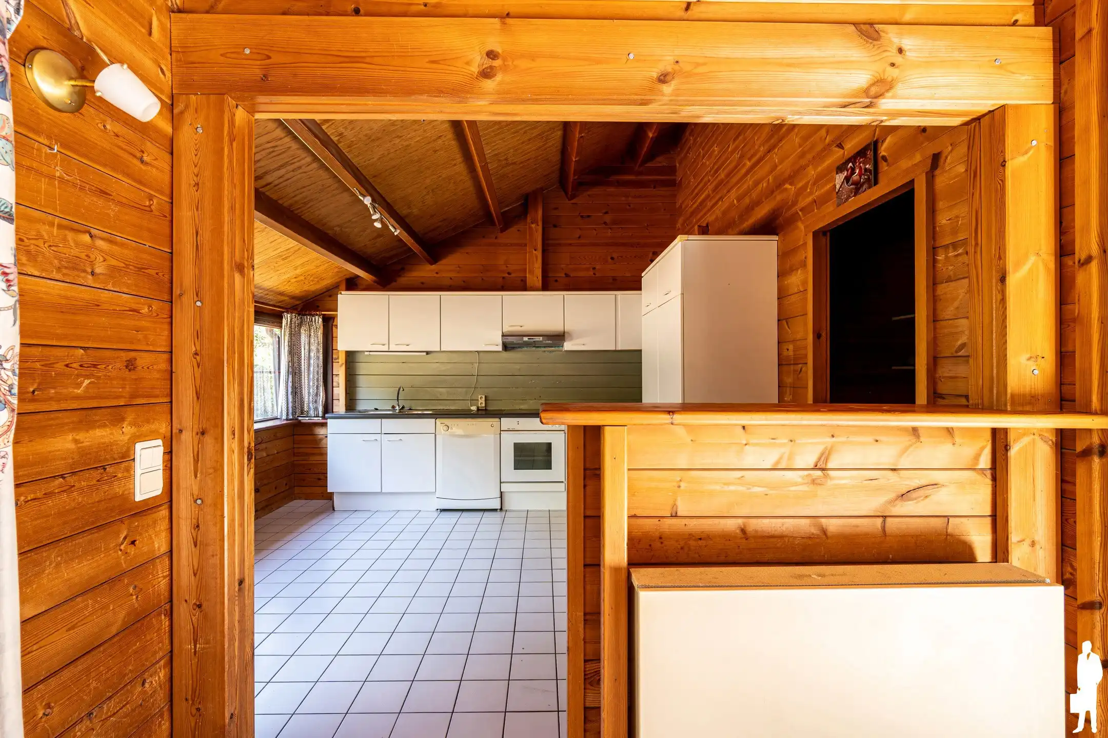 Vrijstaande laagbouwwoning op een perceel van 2.448 m² foto 11