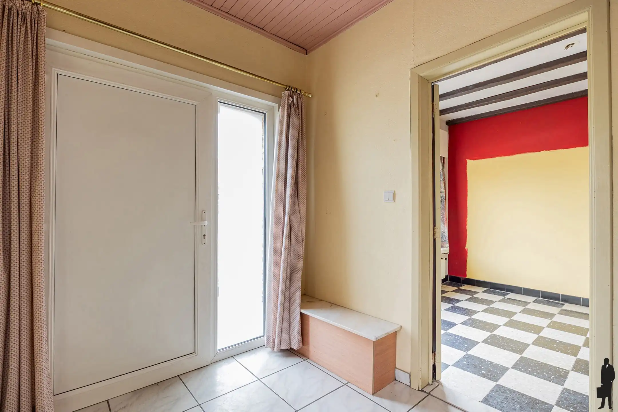 Te renoveren charmante gezinswoning met tuin te Hamme  foto 2