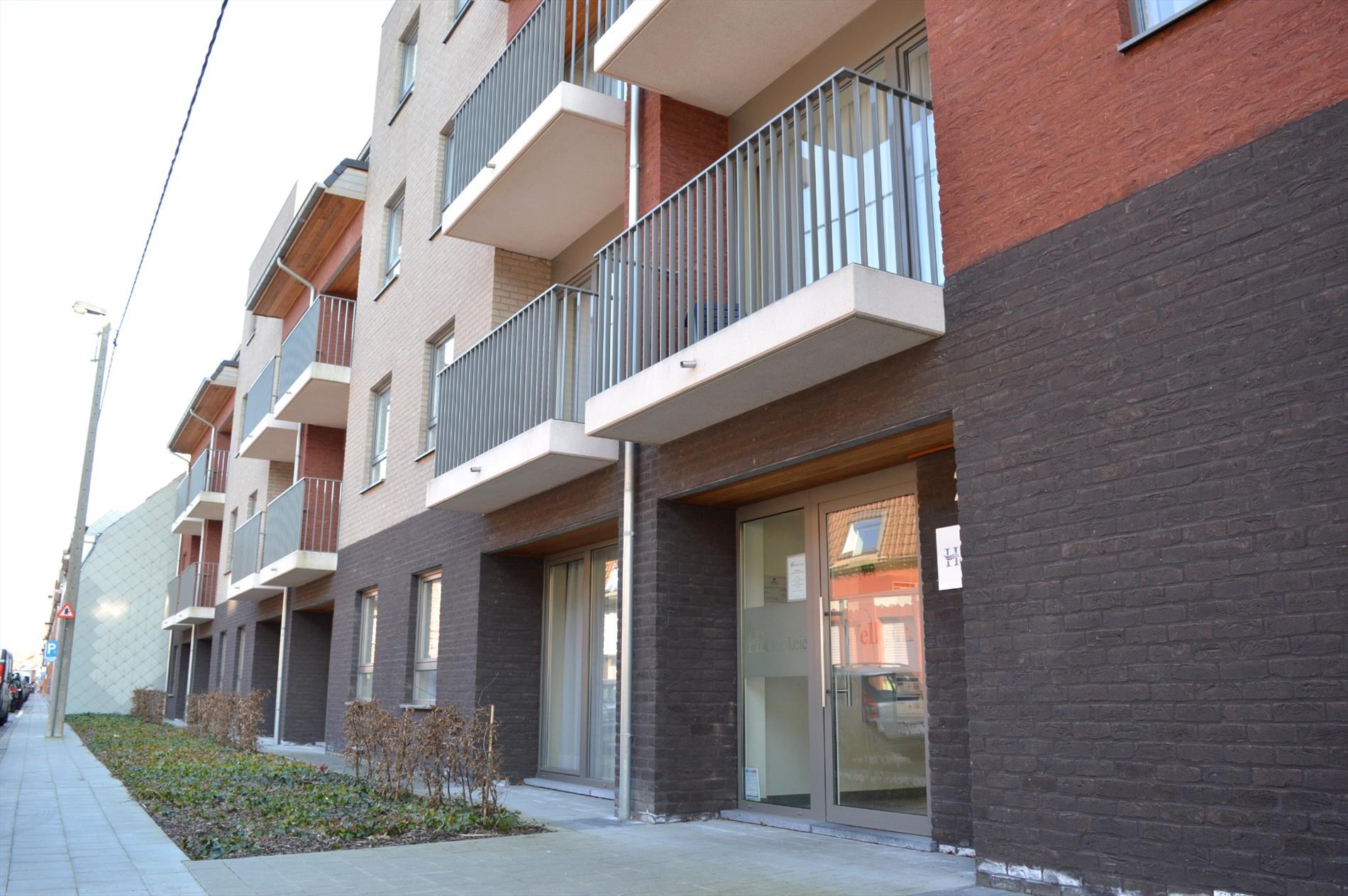 Serviceflat in hartje Wevelgem foto {{pictureIndex}}