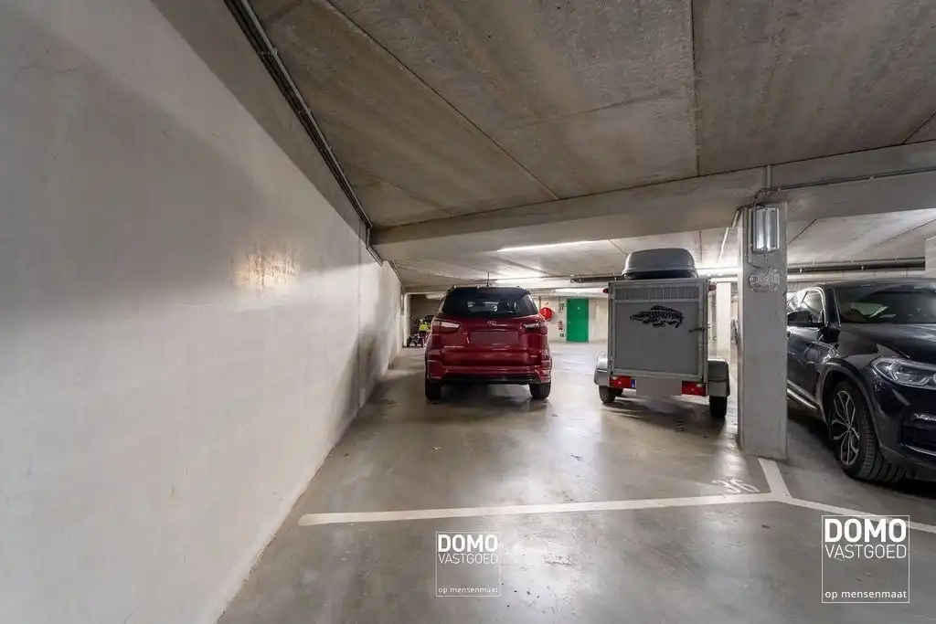 INSTAPKLAAR 2 SLAAPKAMER APPARTEMENT MET PRACHTIG RUIM TERRAS TE BILZEN CENTRUM foto 14