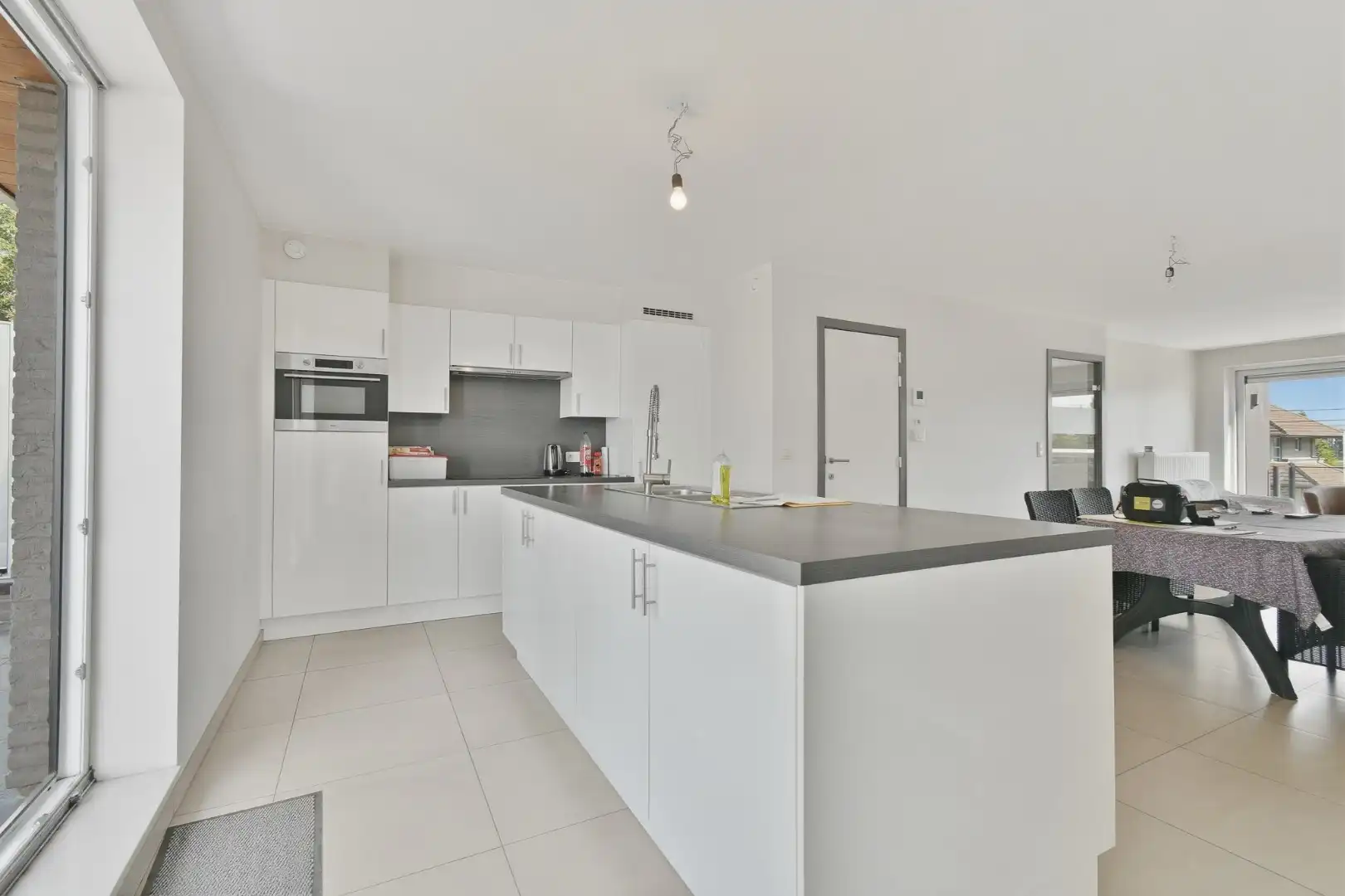 Duplexappartement met 3 slaapkamers te huur in Eernegem!  foto 4